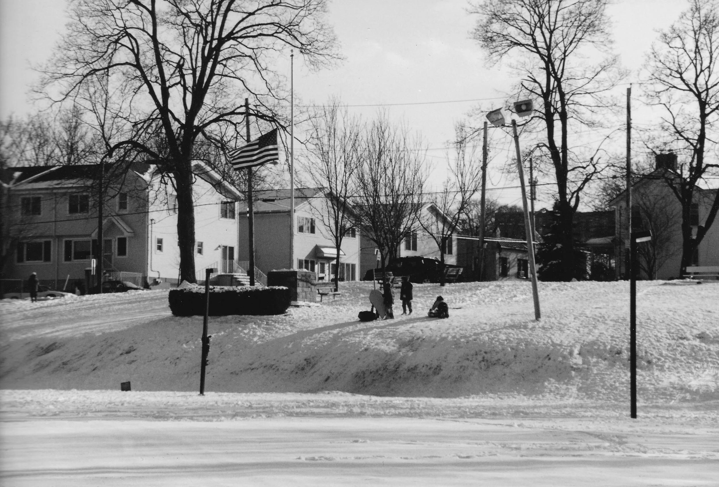 Pic-1016 (Homes in the Winter)