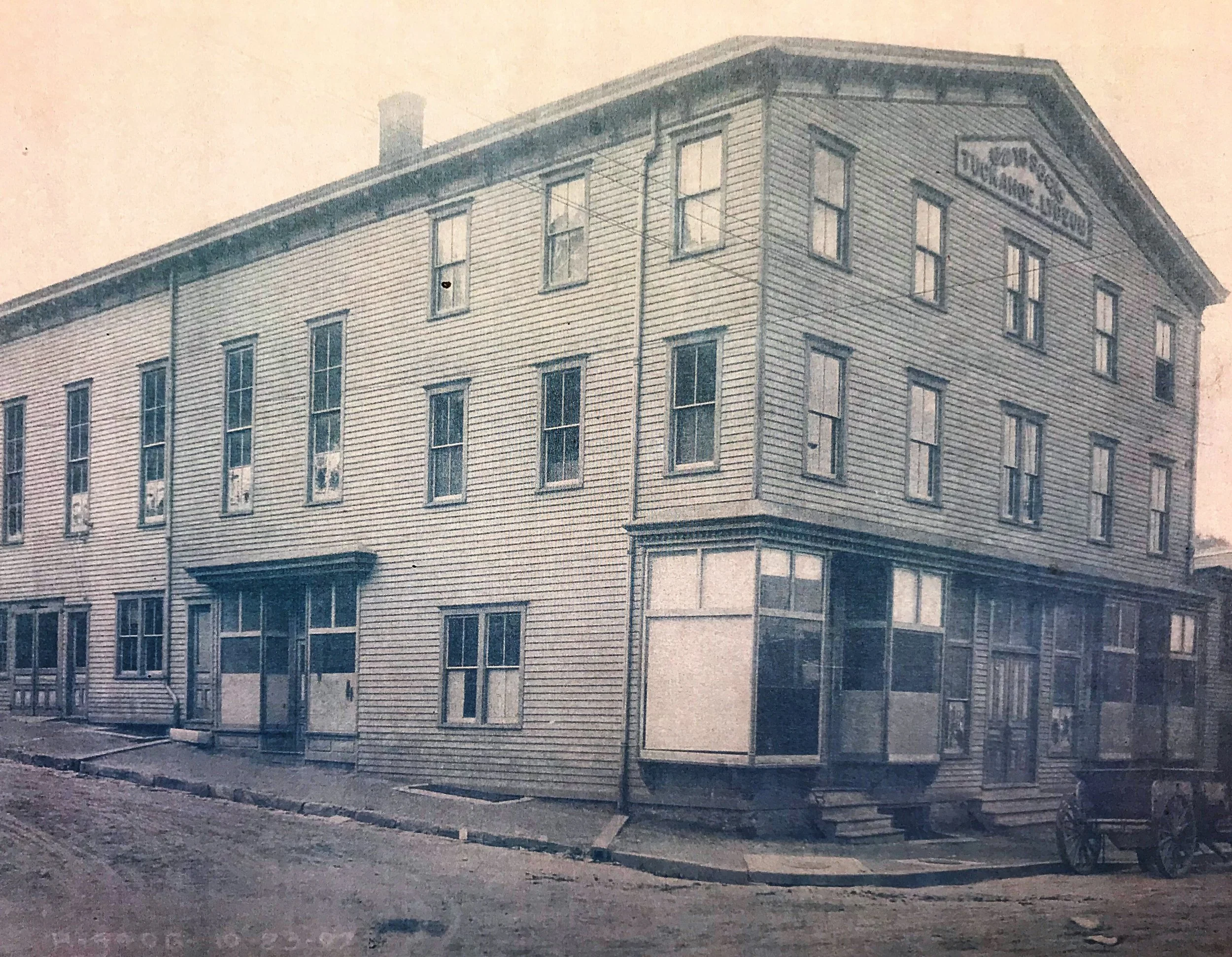 Pic-114 (Lyceum Building, Columbus Ave & Underhill Street ~1907)