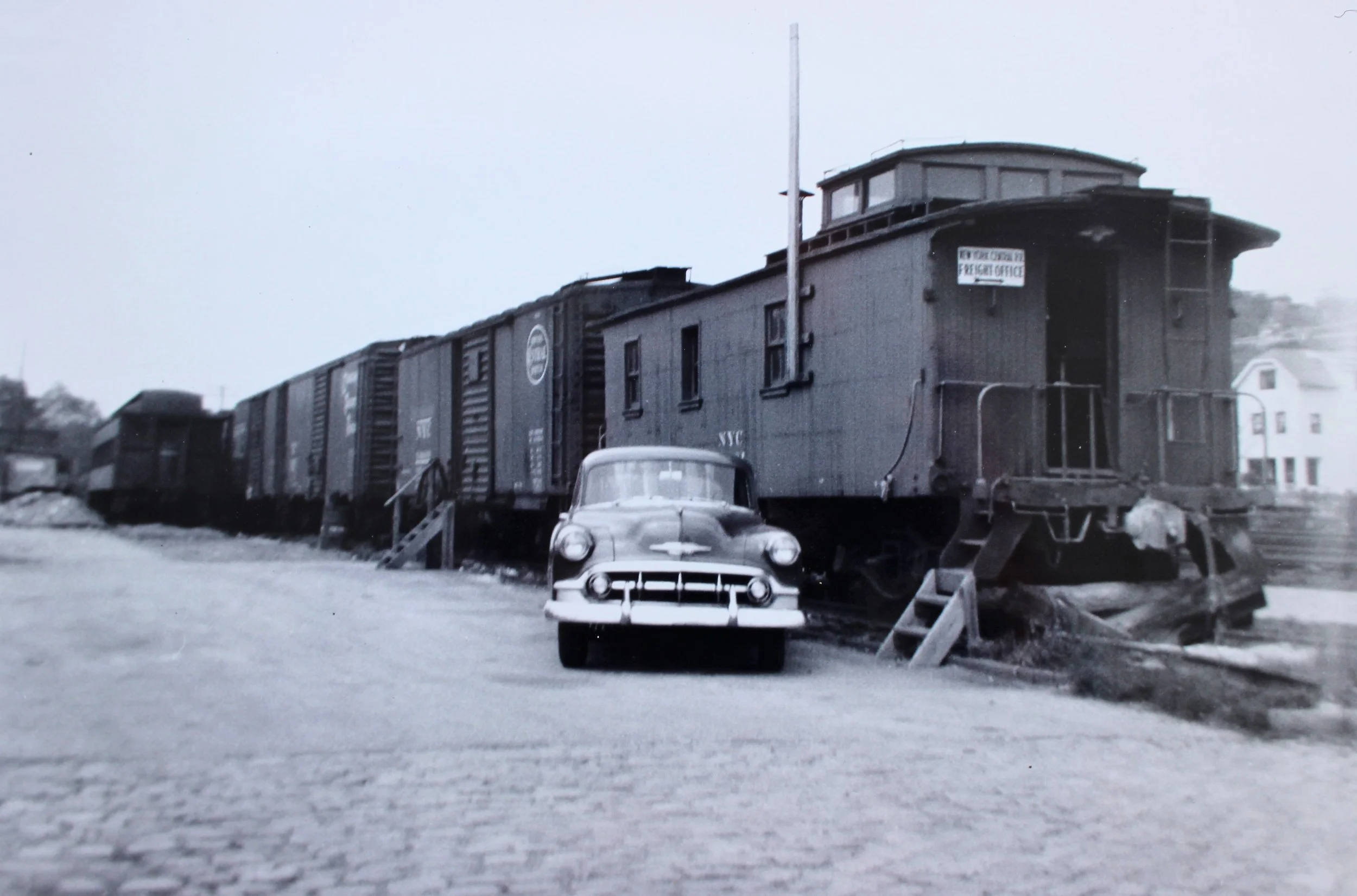 Pic-144 (Train ~1953).JPG