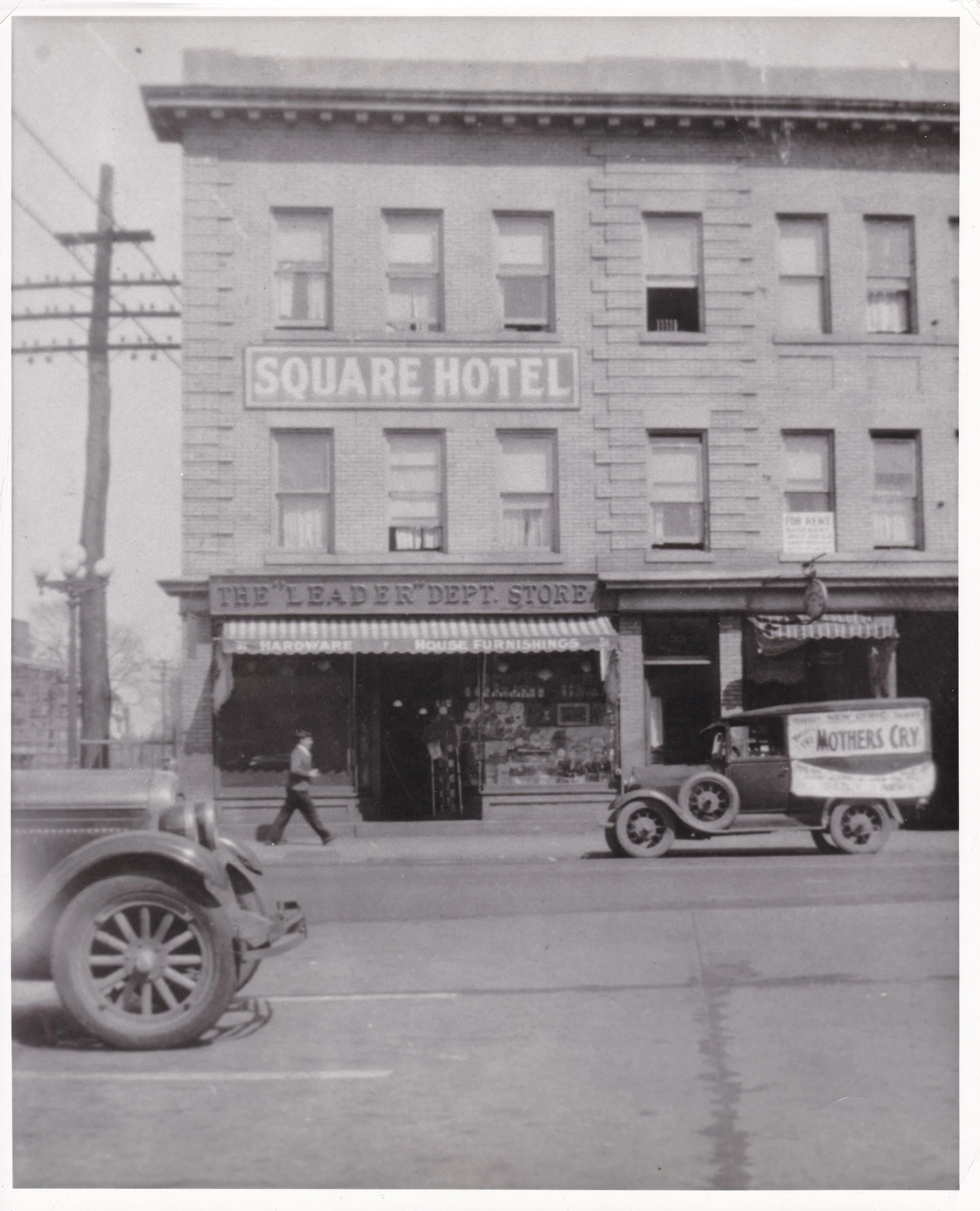 Pic-472 (Square Hotel)