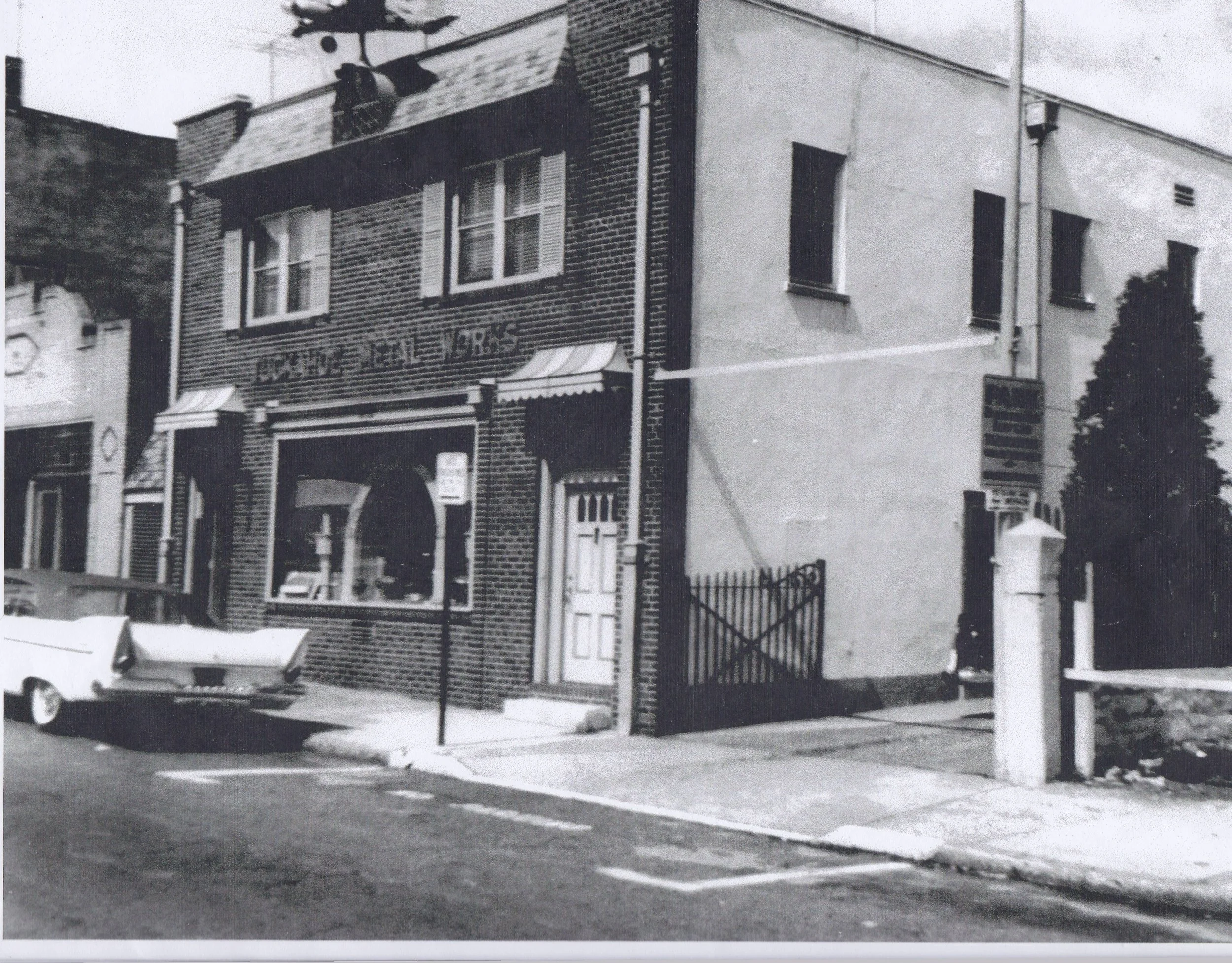 Pic-369 (Tuckahoe Metal Works, Columbus Ave ~1960)