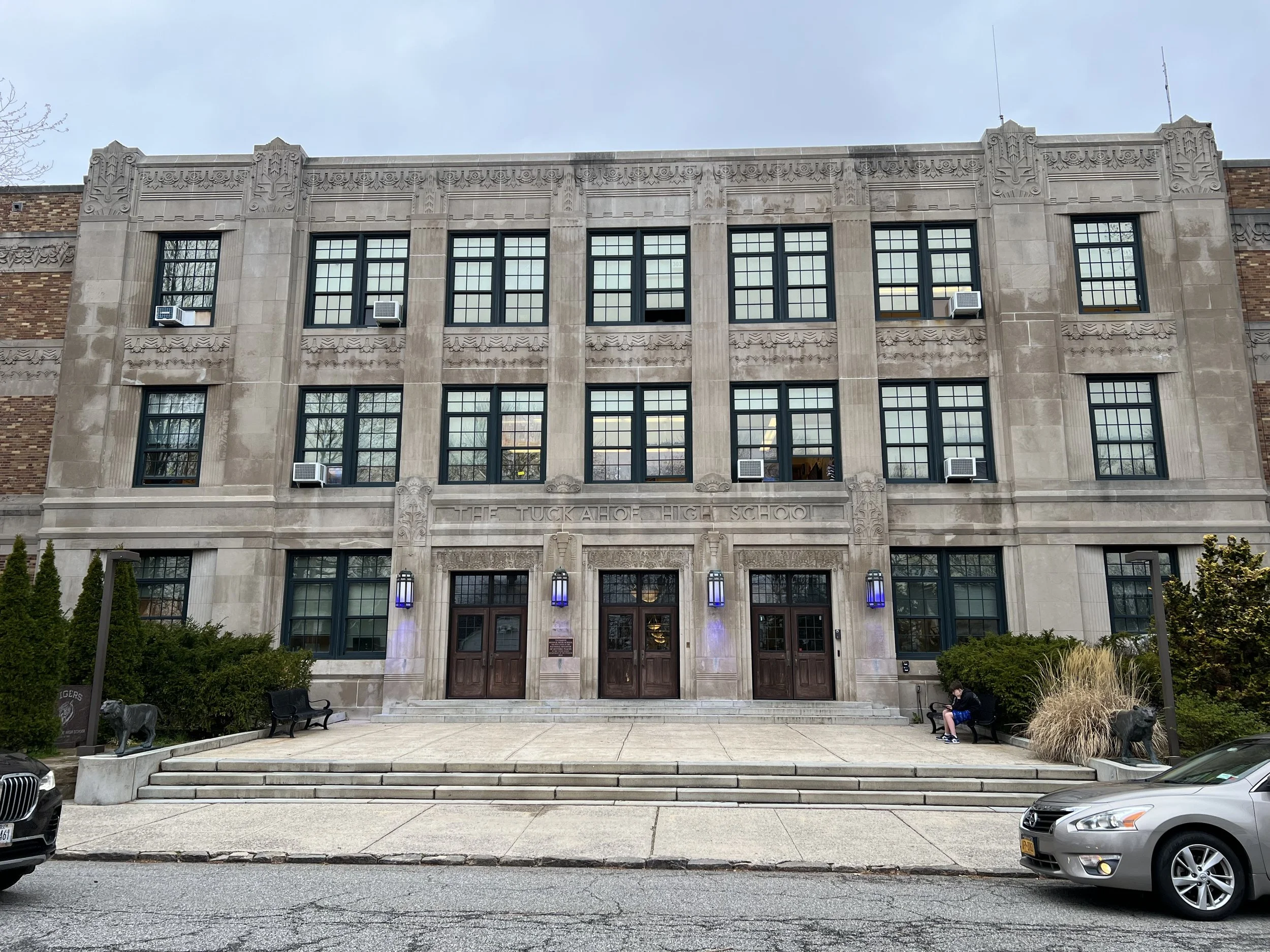 Pic-1508b (Tuckahoe High School)