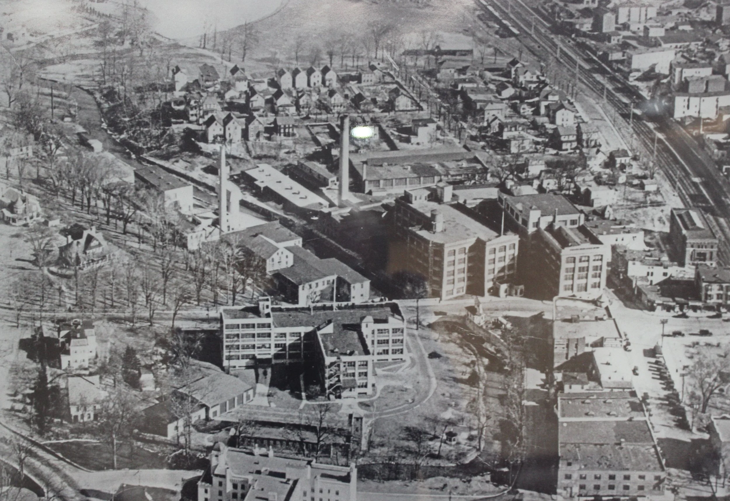 Pic-1000 (Smokestack)