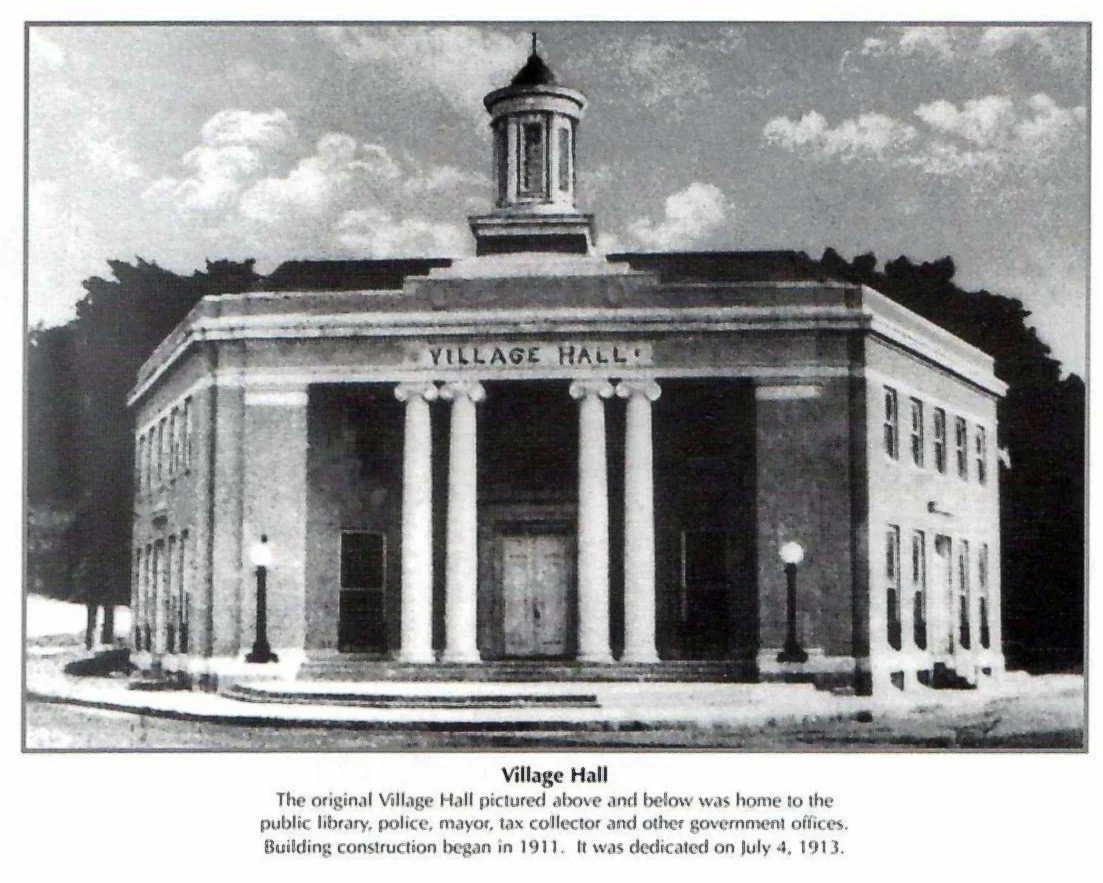 Pic-843 (Village Hall, 1913)