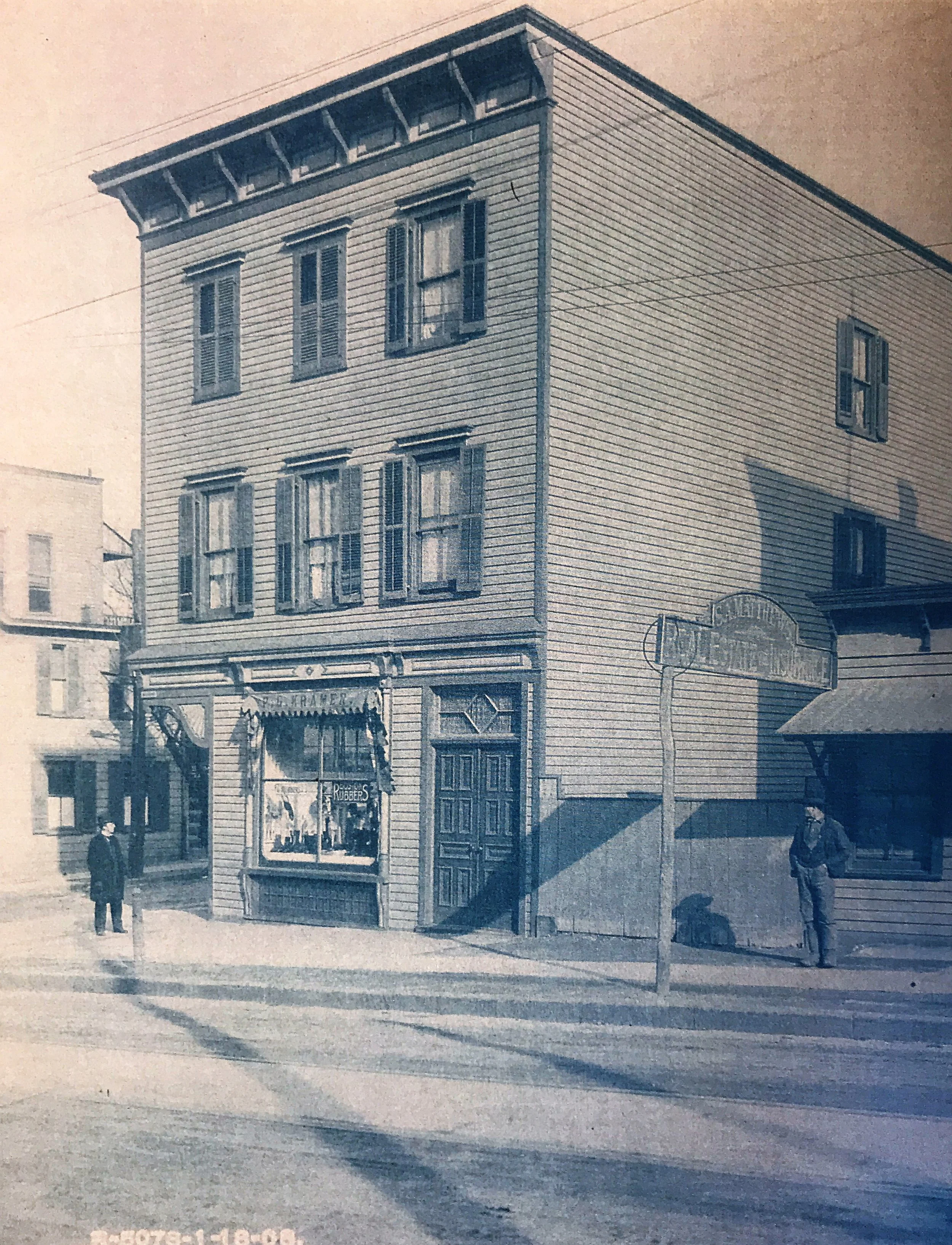 Pic-105 (Kramer Building, Intersection of Columbus Ave and Main Street)