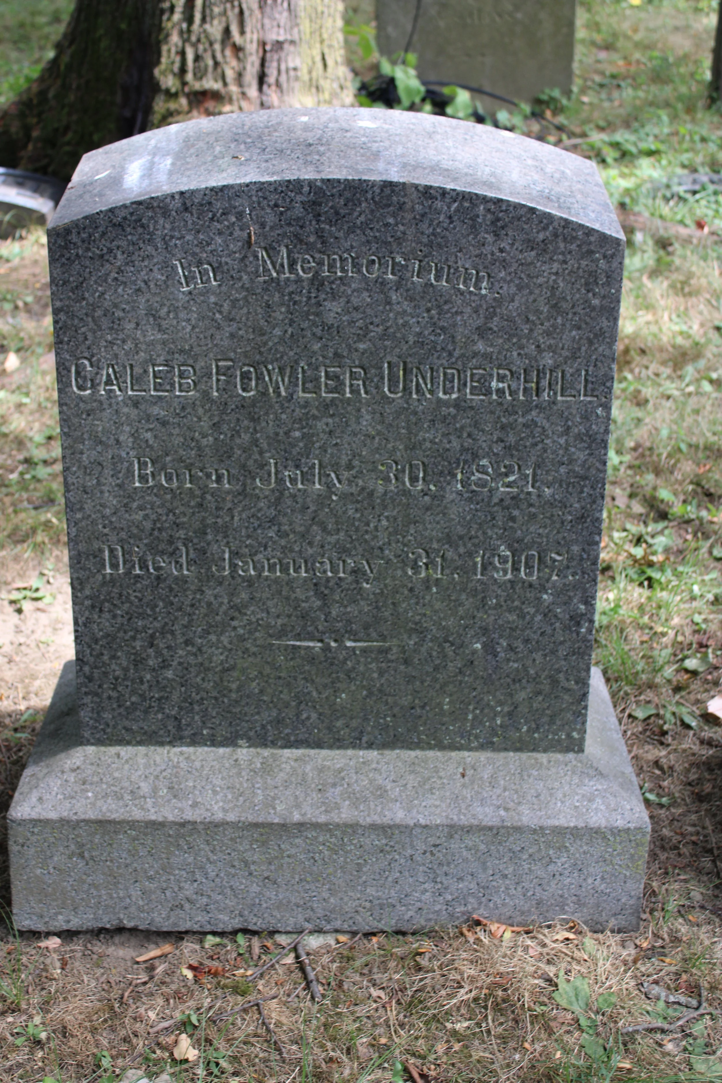 Pic-1109 (Dusenberry-Underhill Cemetary).JPG