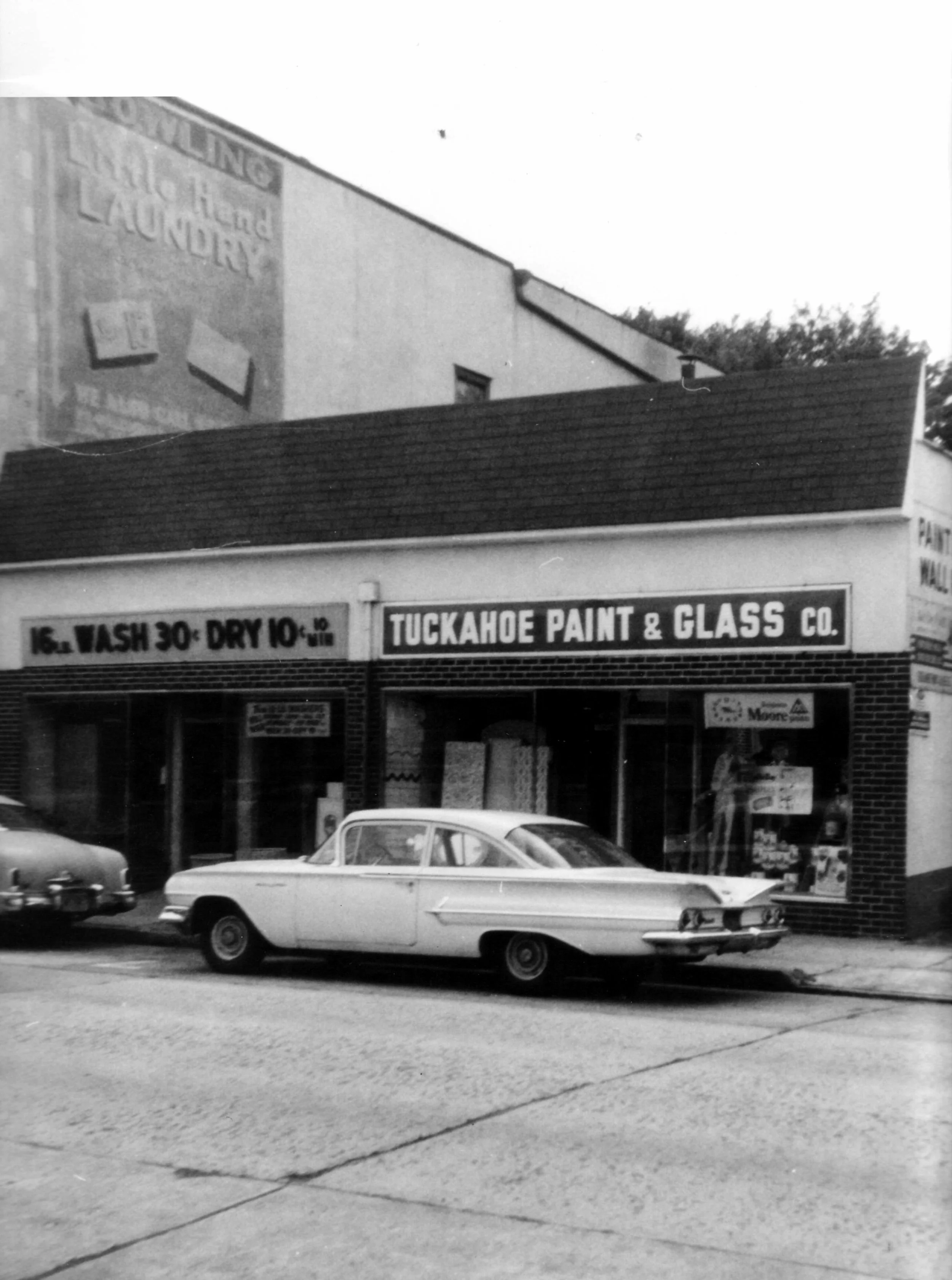 Pic-967 (Columbus Ave- Tuckahoe Pain & Glass)