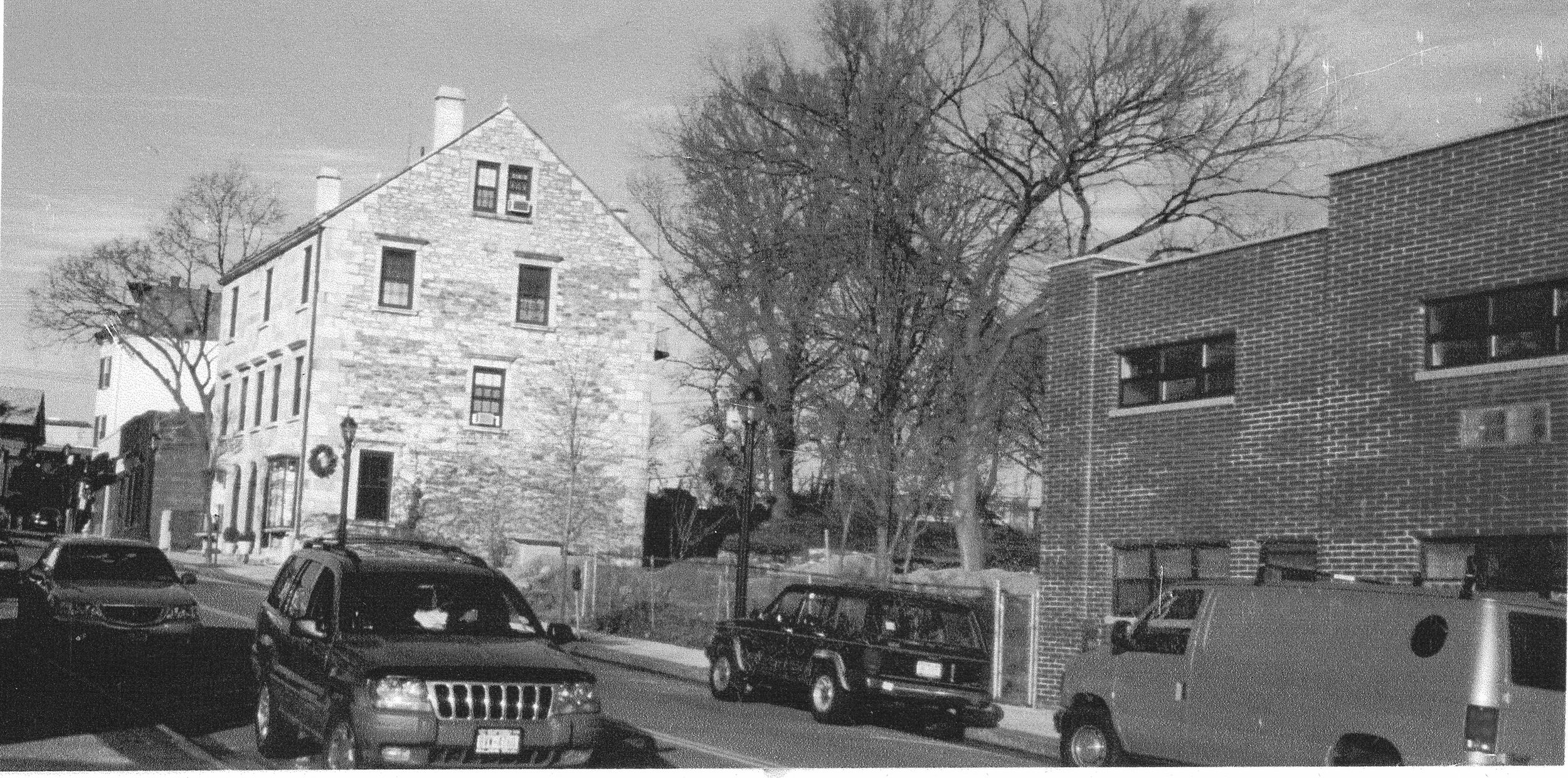 Pic-751 (Cars on Main St)