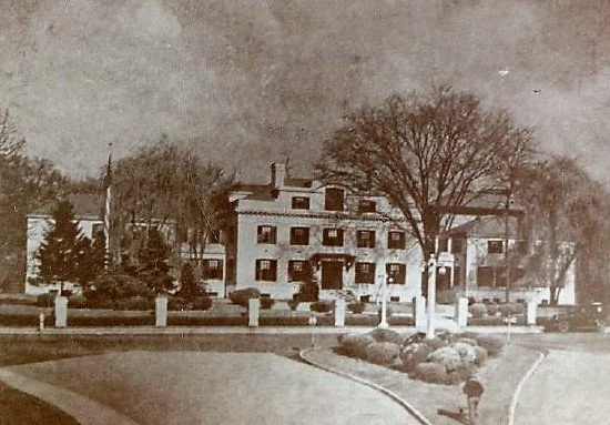 Pic-818 (Large Buildings)