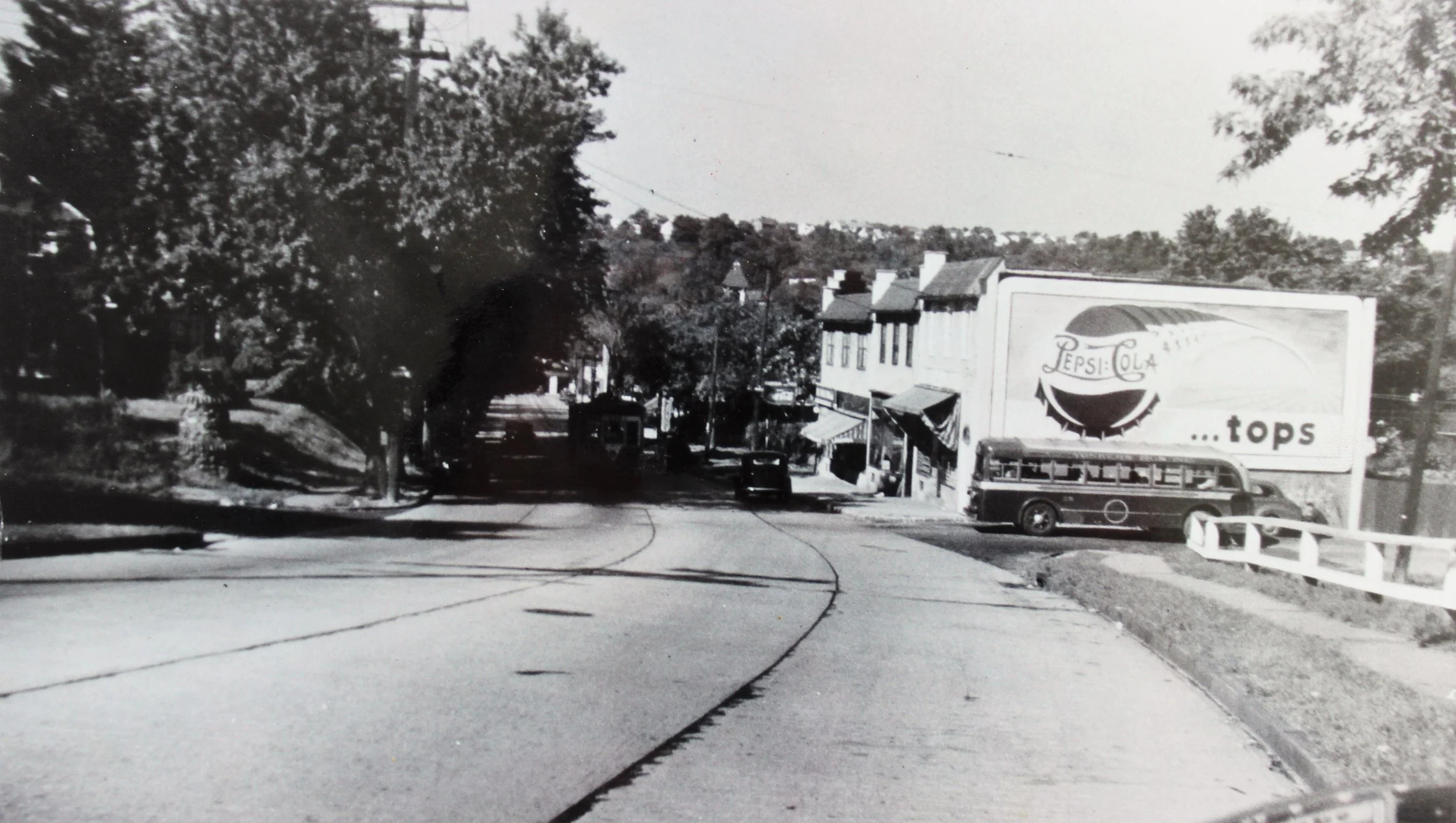 Pic-244 (Trolley Tracks, Tuckahoe Road, Yonkers)