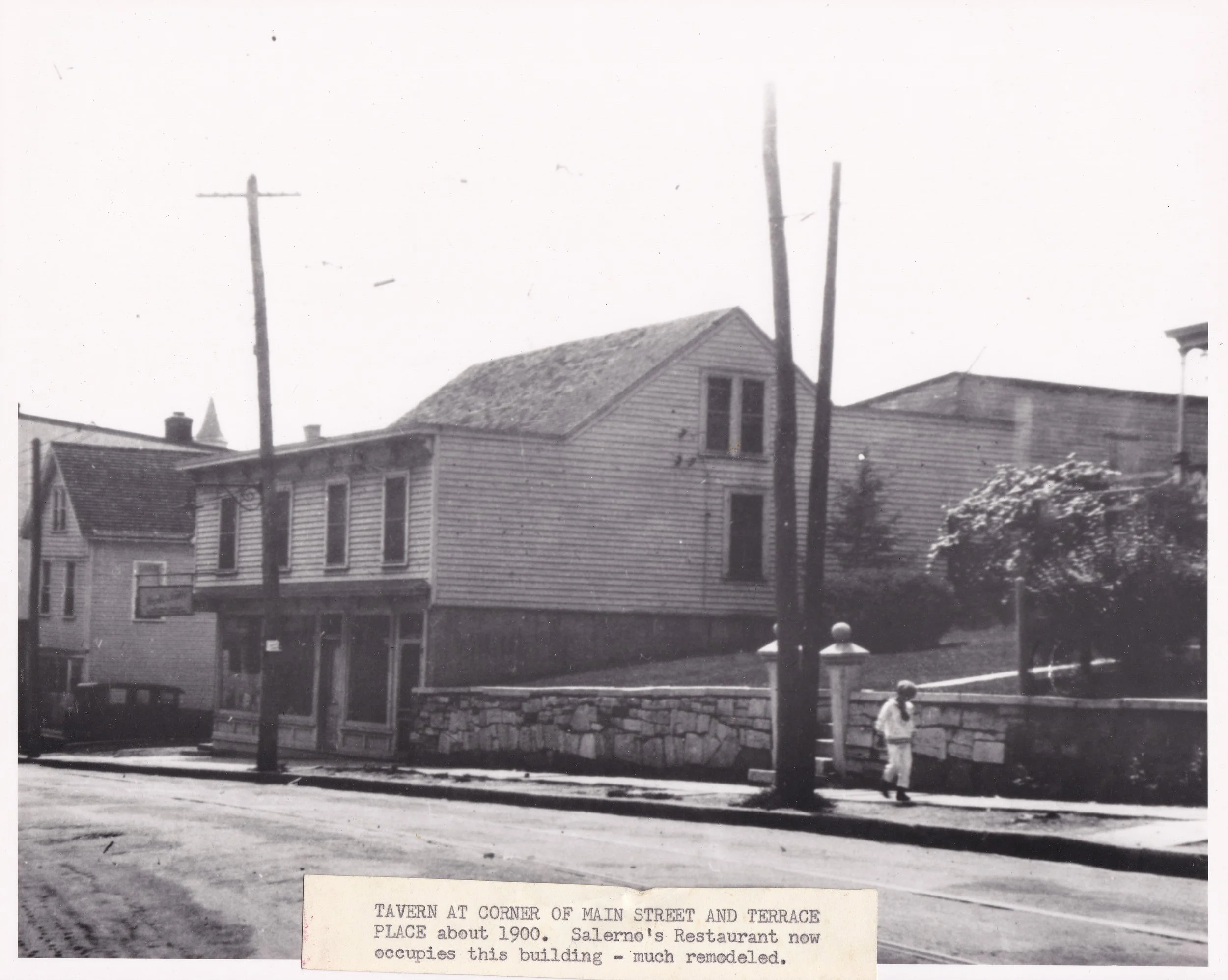 Pic-461 (Main St Tavern)