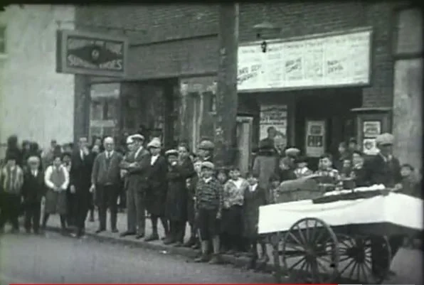 Pic-5 (Lyric Theater on Main St. )