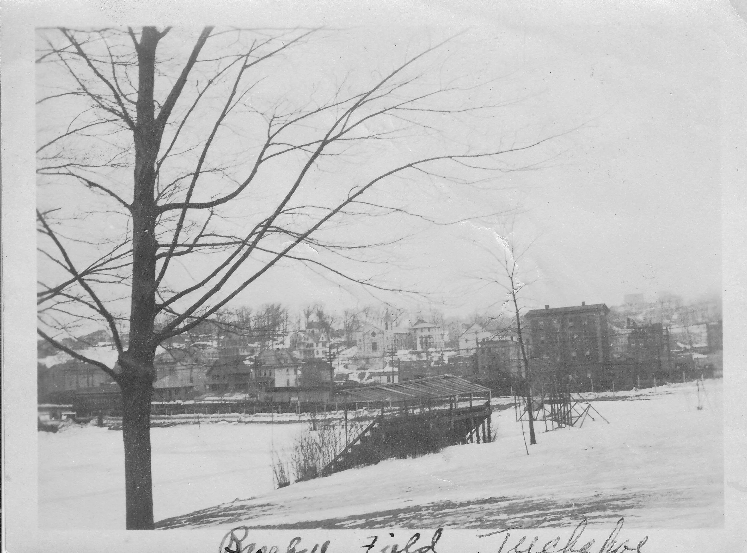 Pic-1014 (Tuckahoe Field)