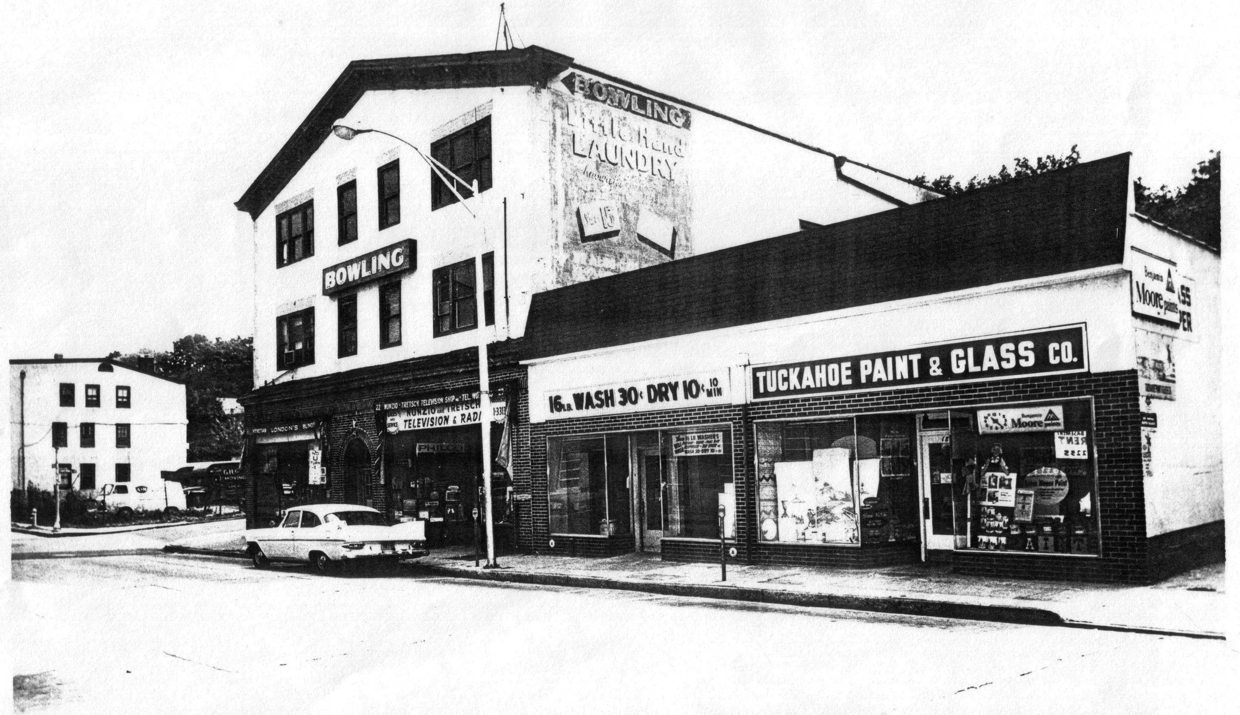 Pic-693 (Bowling, Wash+Dry, Paint+Glass)