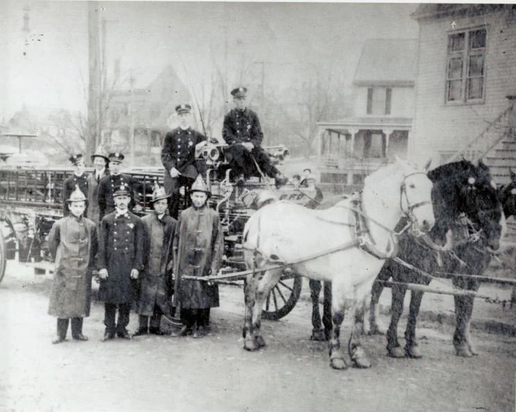 Pic-64 (Eastchester Fire Department Hook & Ladder, Waverly Sq. in front of Immaculate Conception Church, 1911)