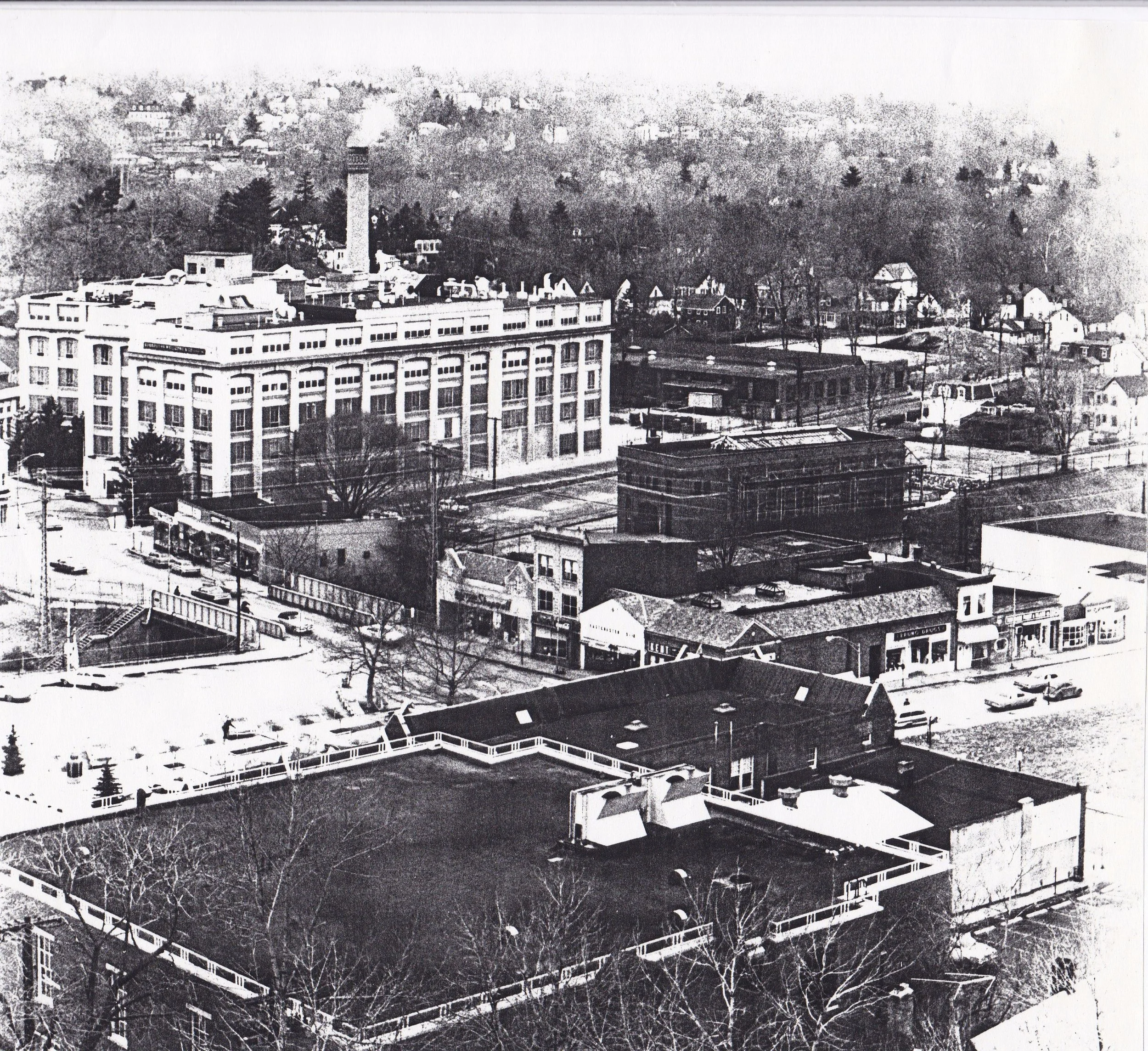Pic-299 (Ariel View of downtown Tuckahoe, looking west ~1960's)