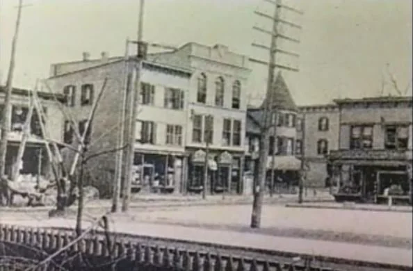 Pic-21b (Depot Square with Dusenberry Building ~1900's)