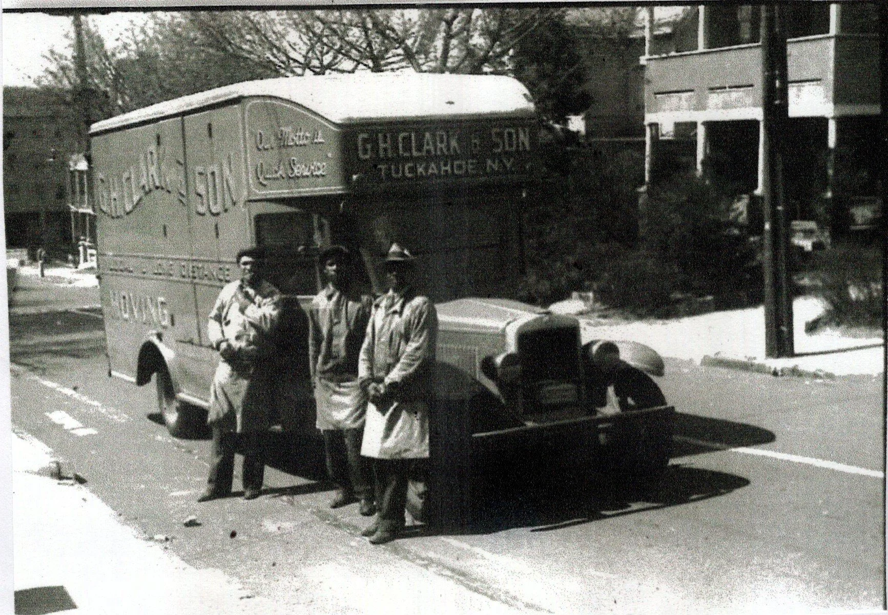 Pic-1436 (Clarks Movers)