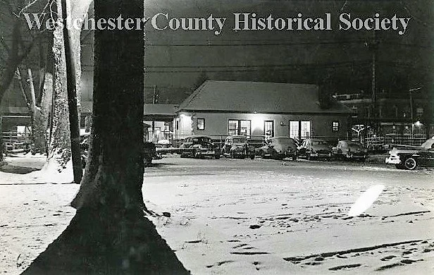 Pic-821 (Parked Cars)