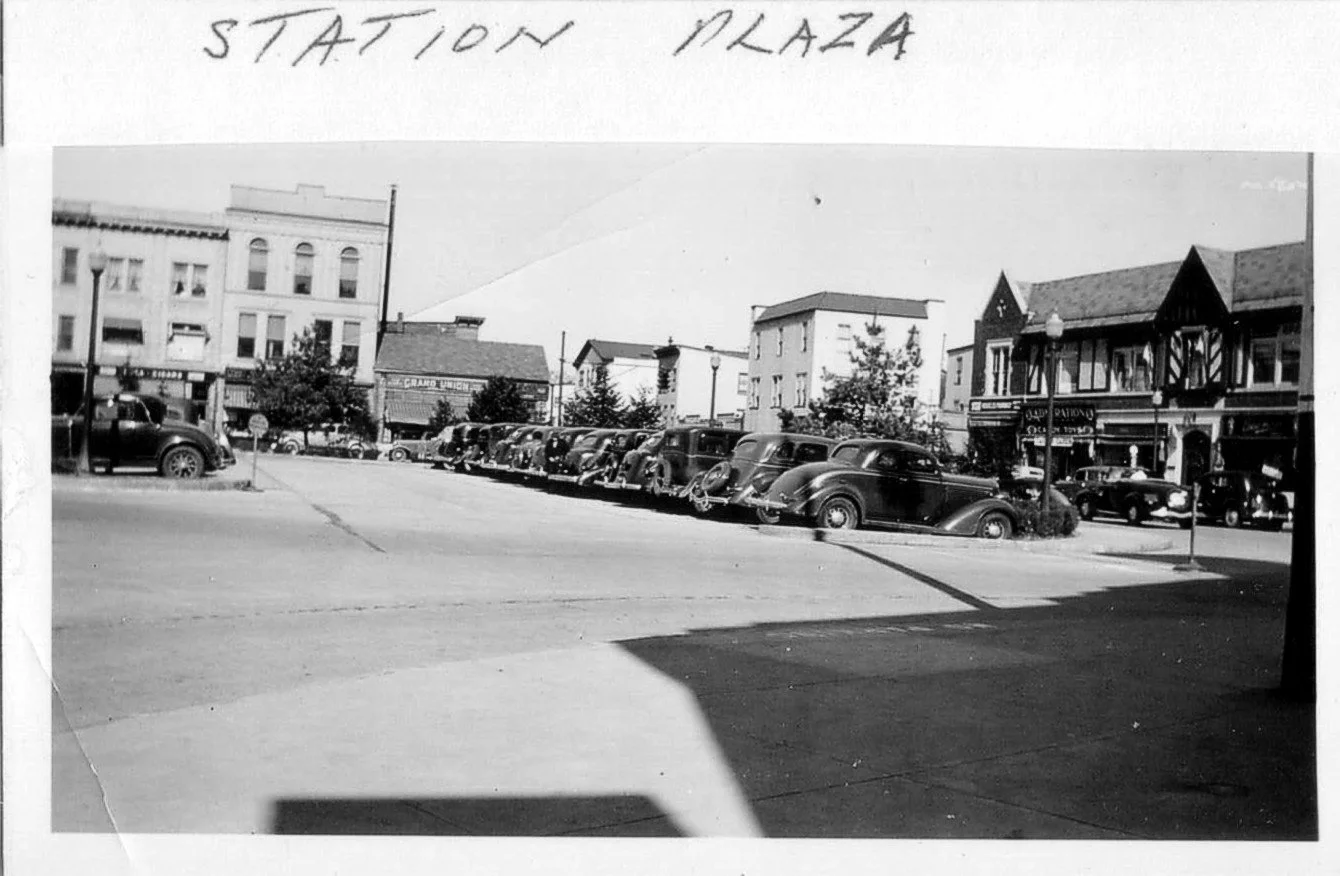 Pic-941 (Depot Square-1940)