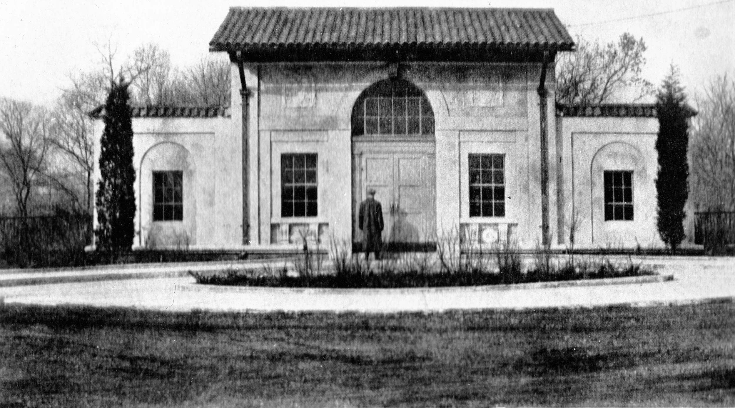 Pic-809 (Man Infront of Building)