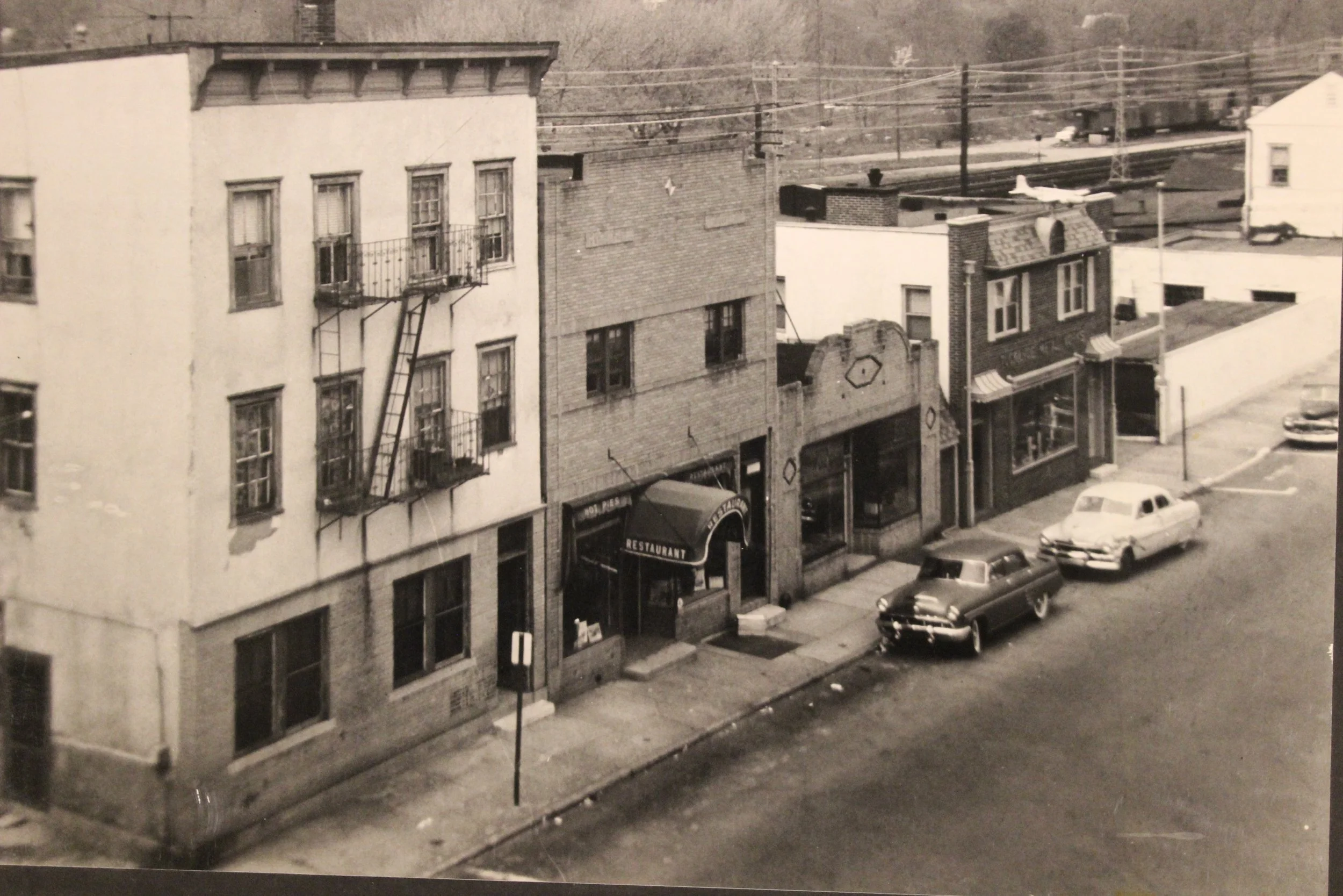 Pic-129 (Columbus Ave, looking North from Circuit Ave ~1950)