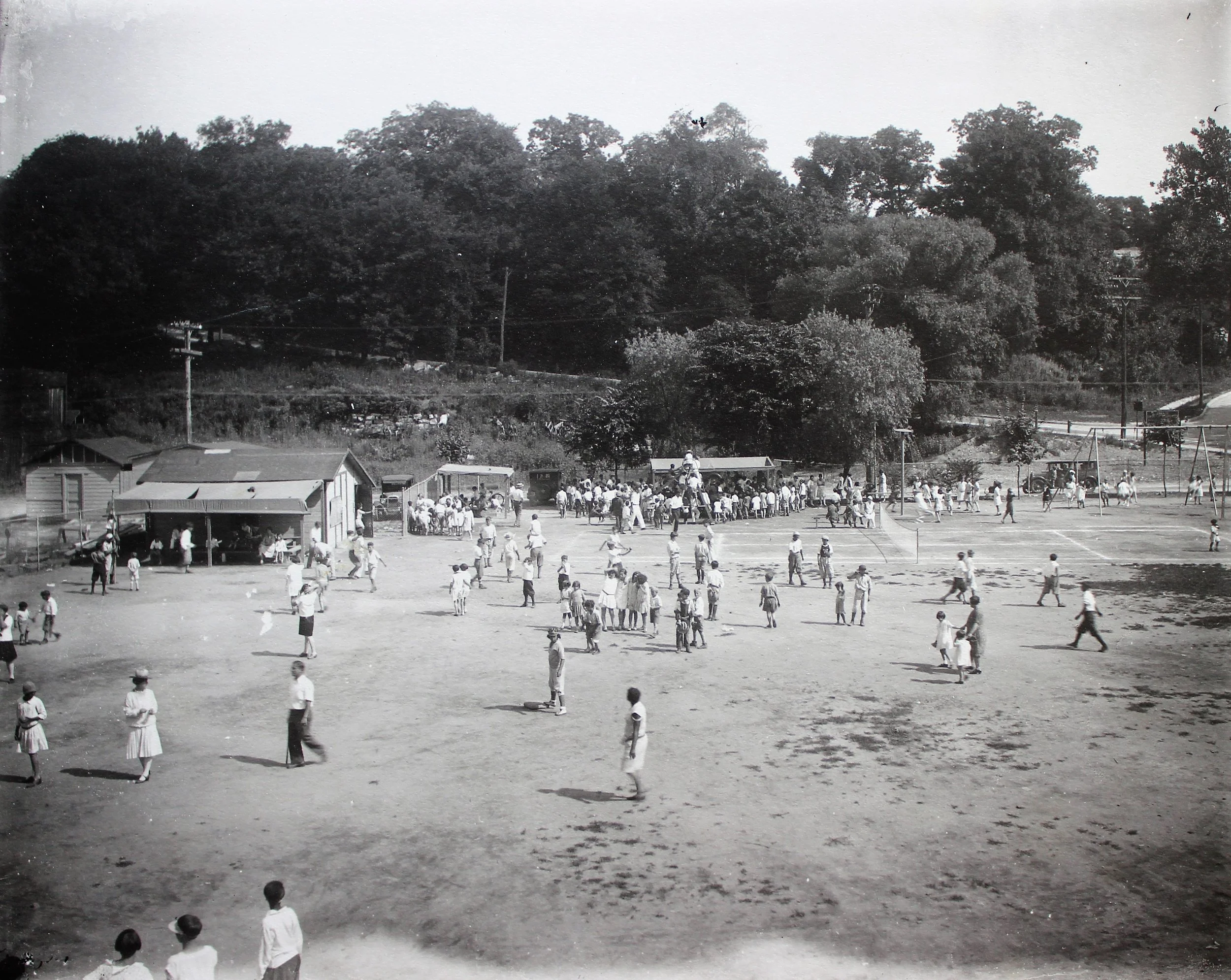 Pic-224 (Main Street Park, Main Street & Marbledale Road ~1920)
