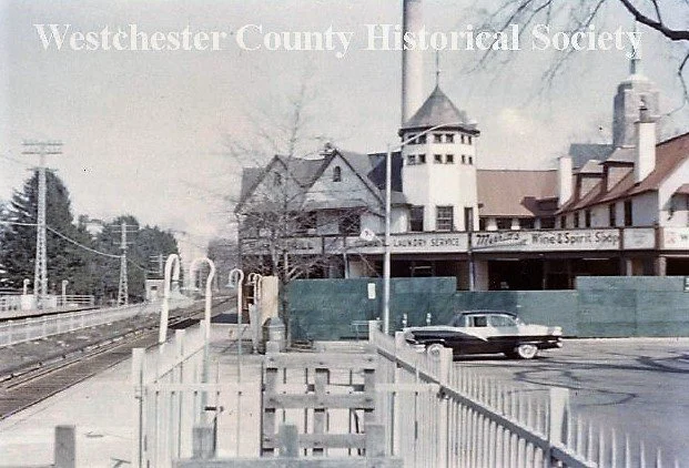 Pic-817 (Train Tracks)