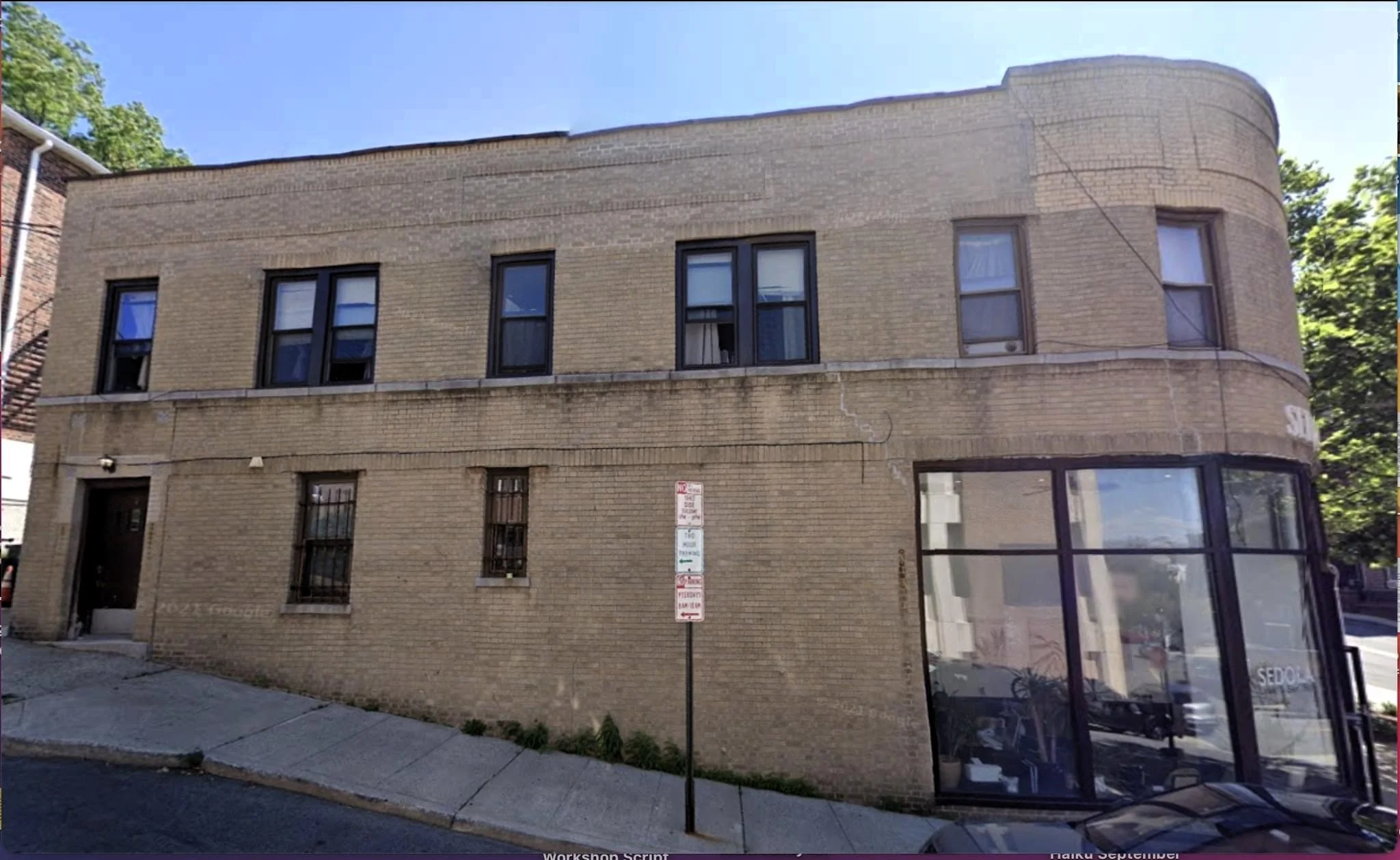 Pic-1475 (The Bently Building)