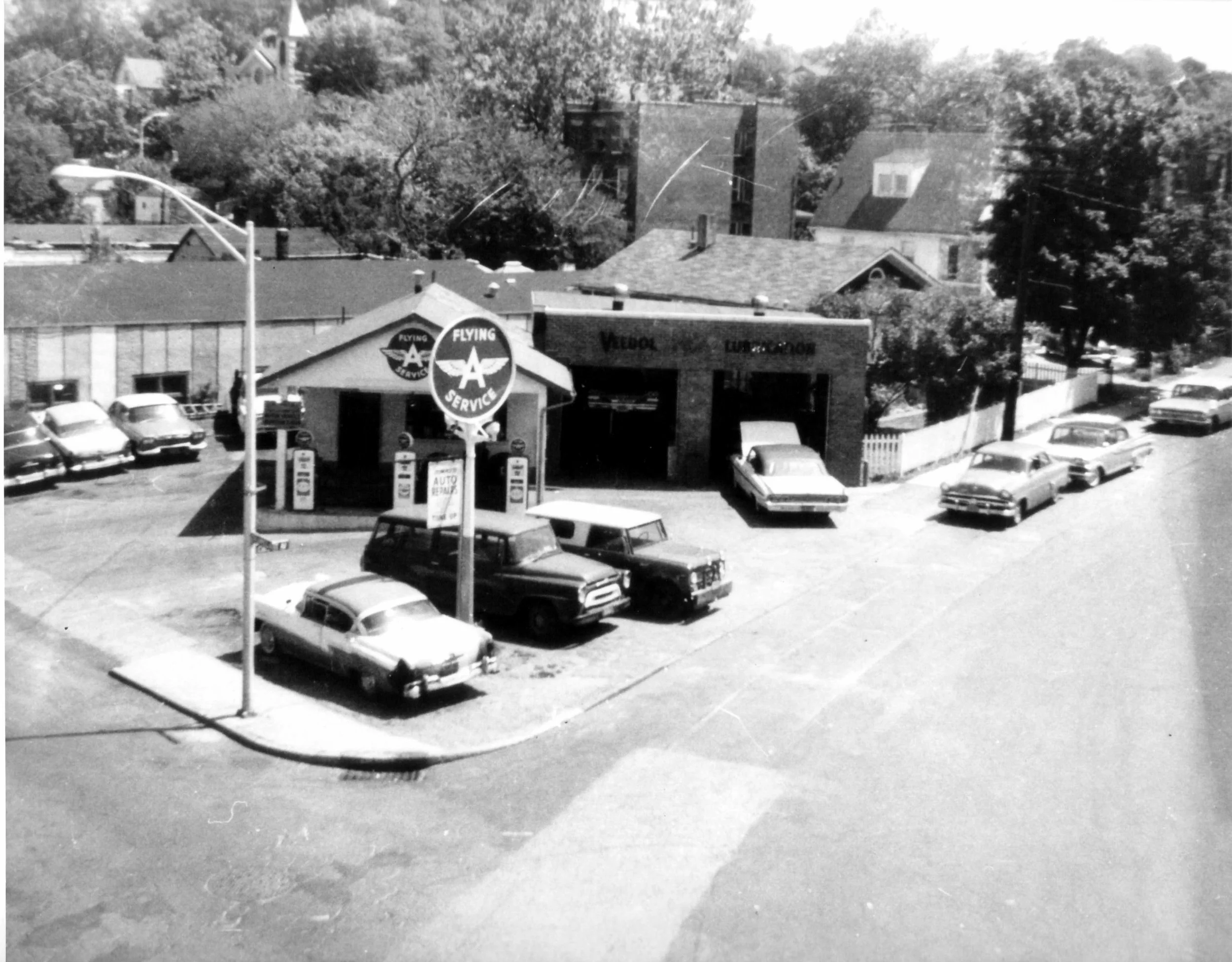 Pic-994 (Columbus Ave-Gas Station)