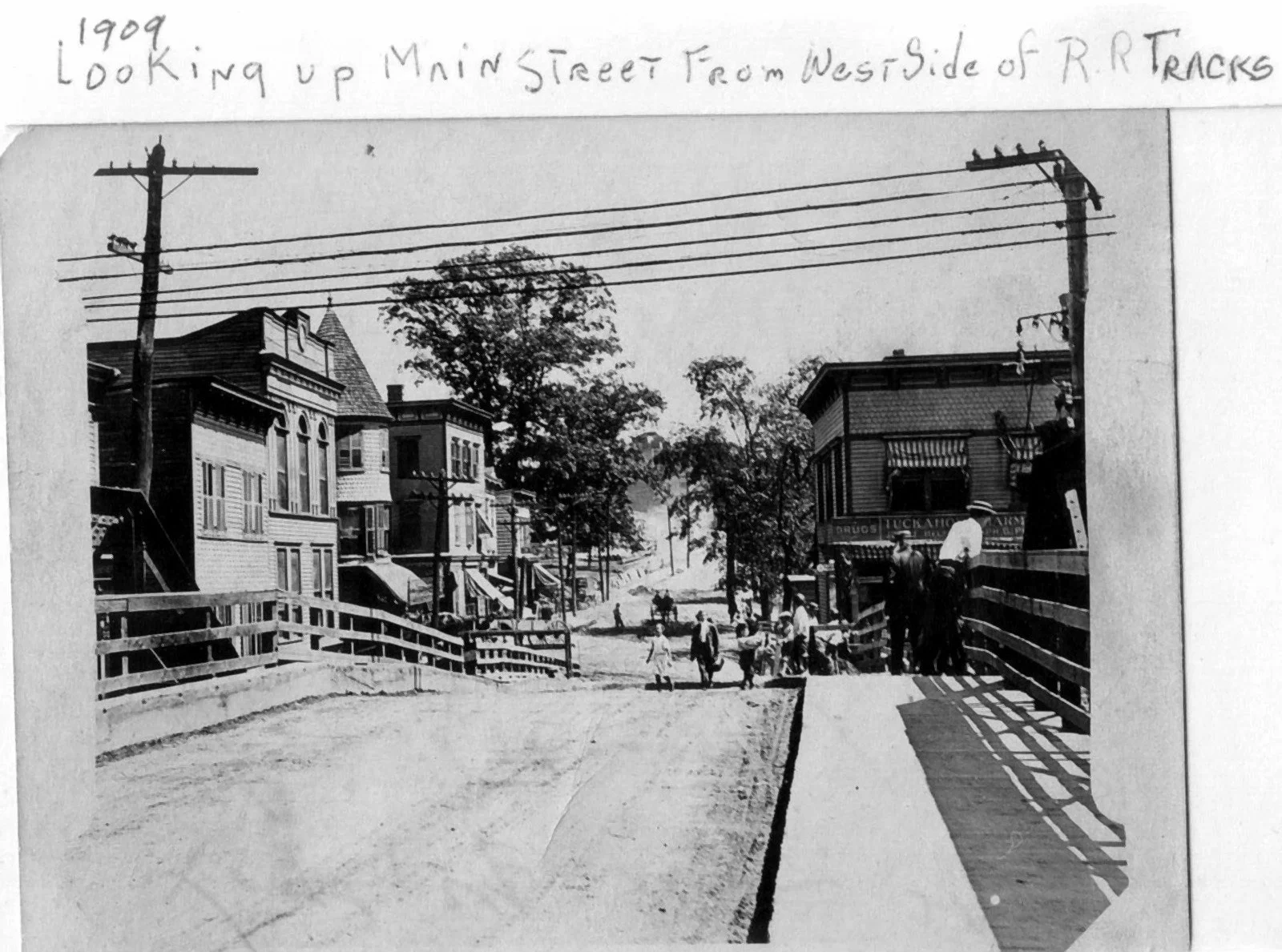 Pic-936 (Main St. Bridge, 1909)
