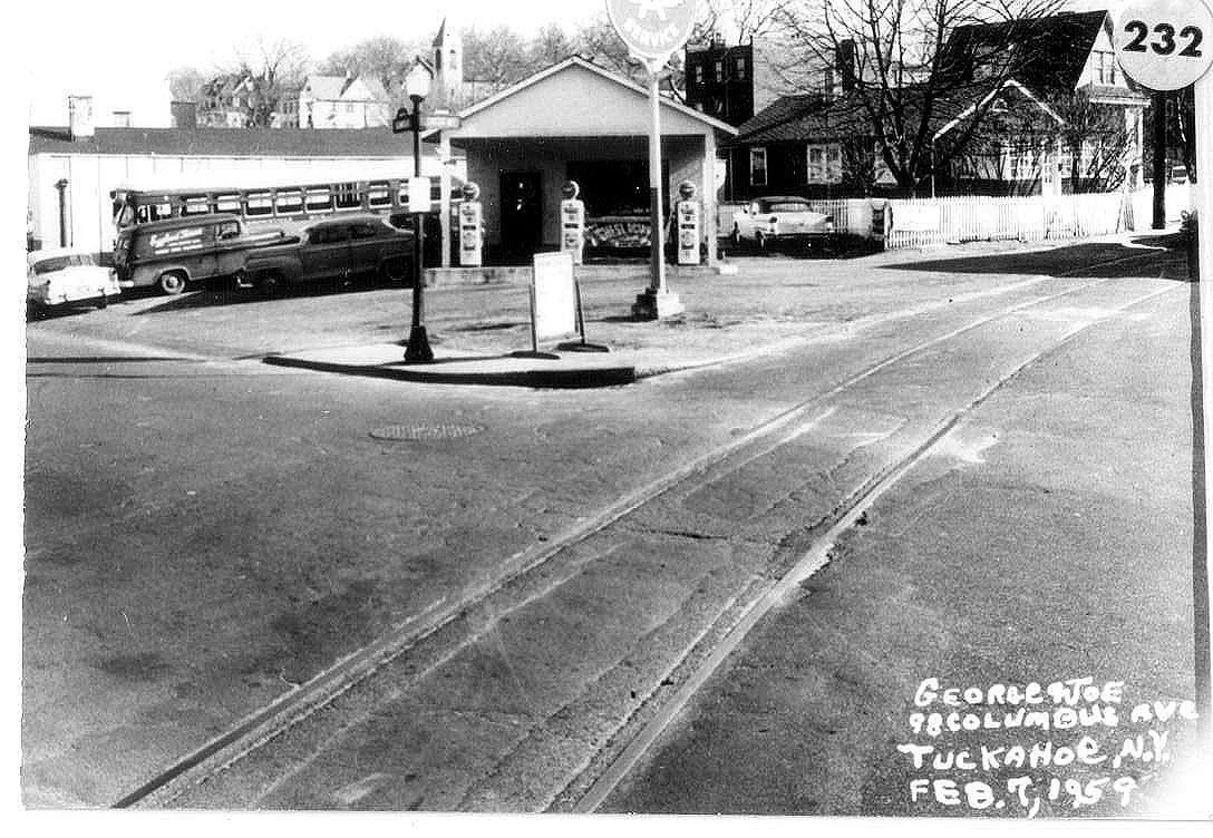 Pic-657 (Gas Station)