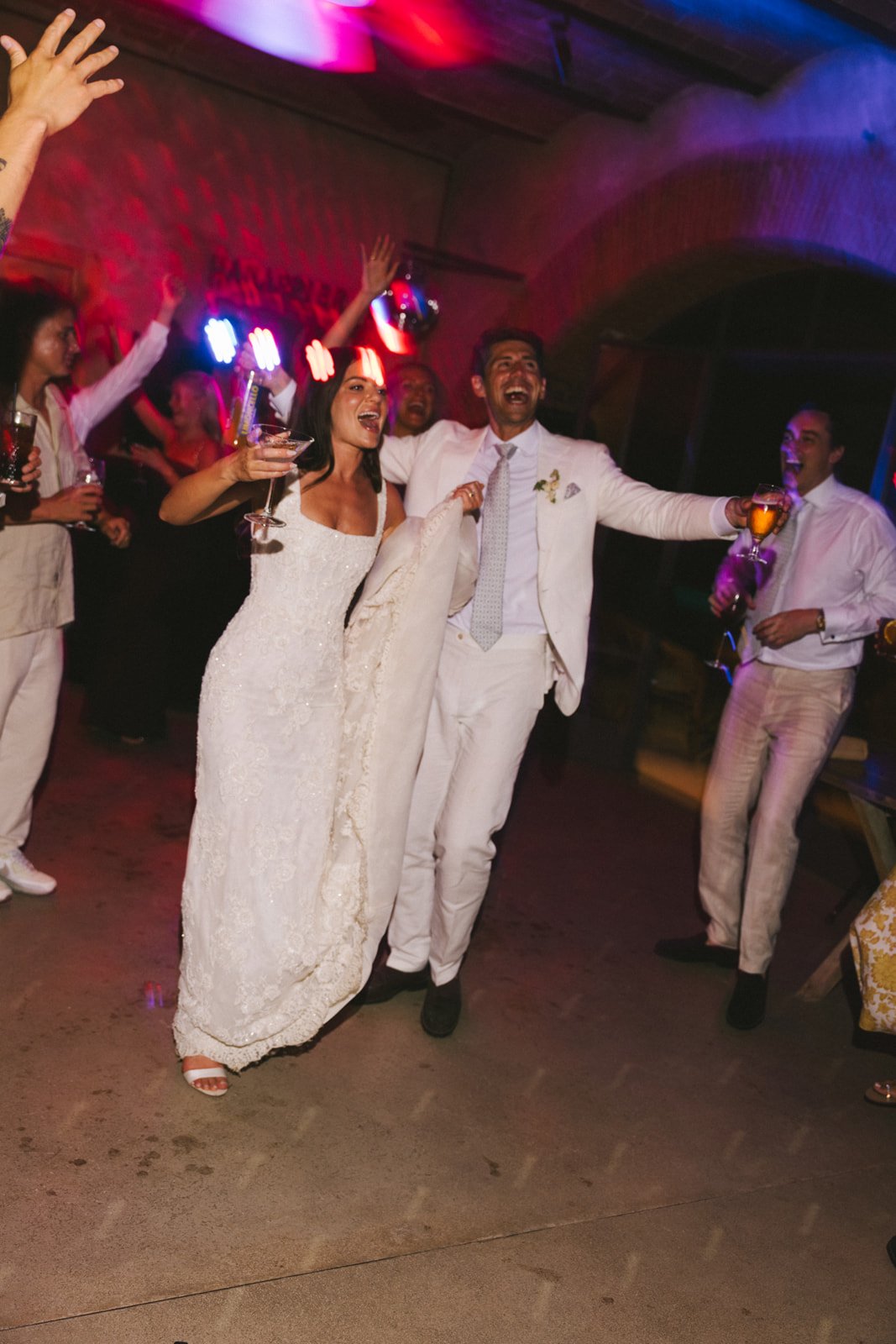 Tuscany wedding bride and groom