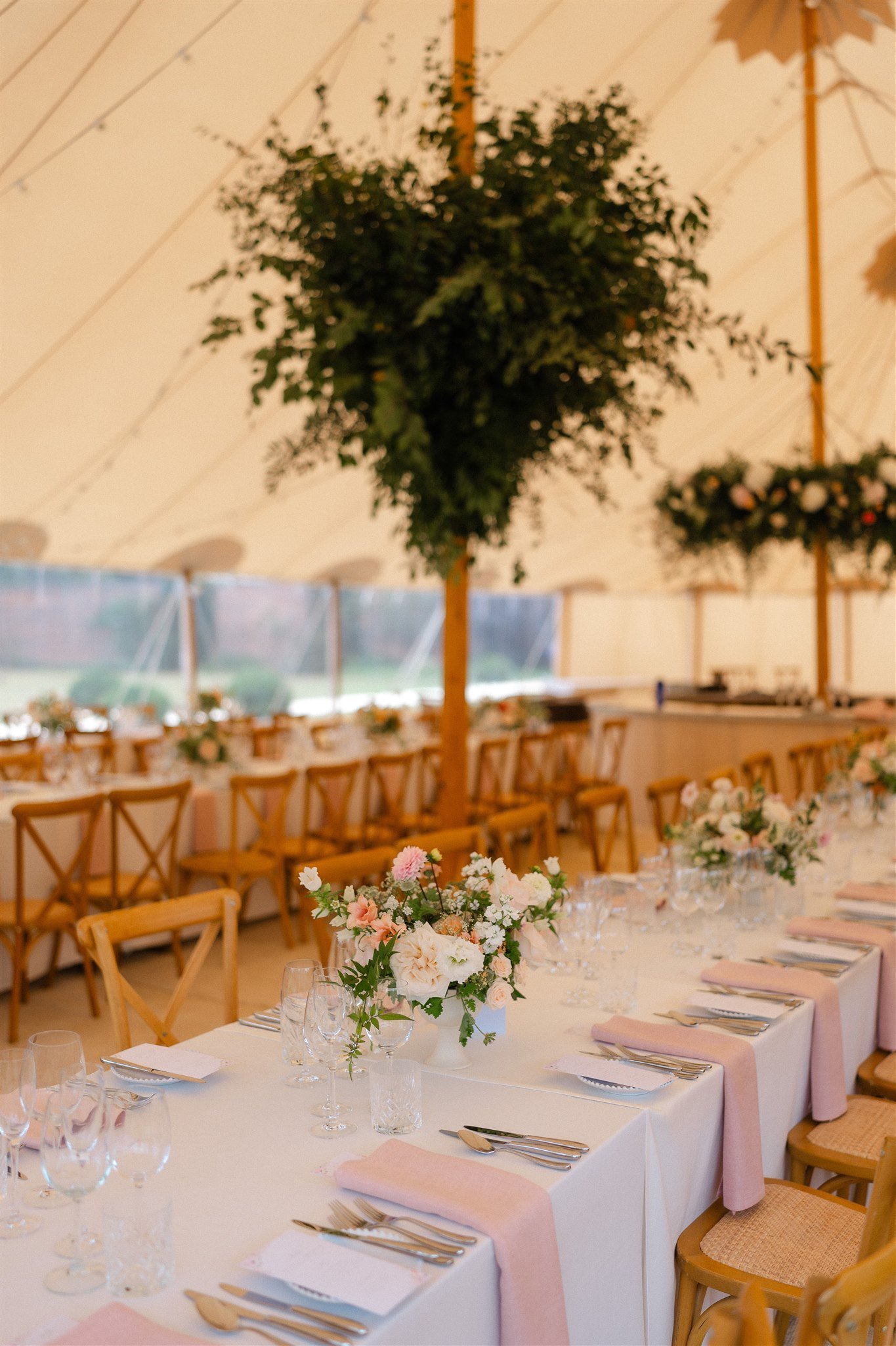 Berkshire at home marquee wedding planner4.jpg