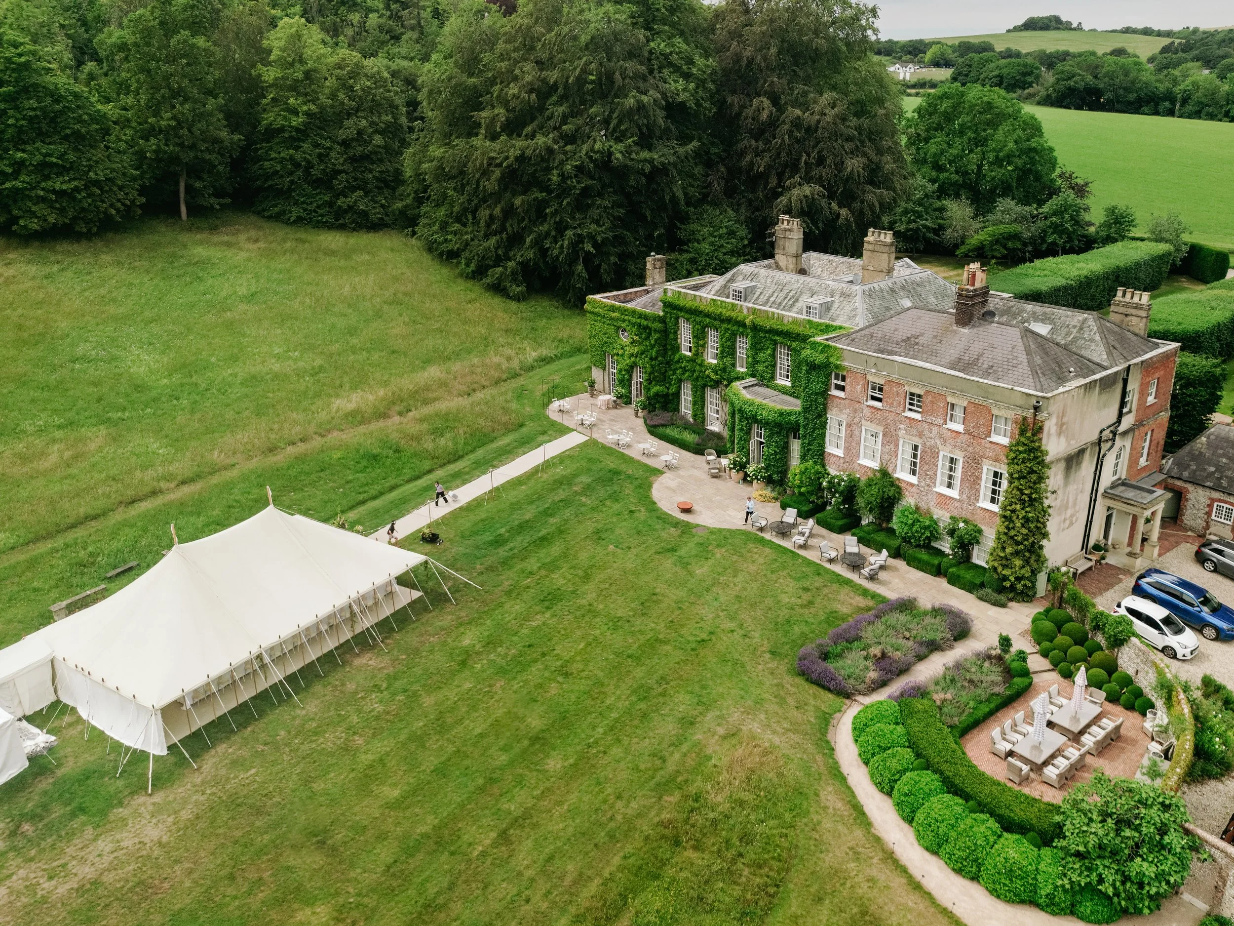 Findon Place English Weekend Wedding1.jpg
