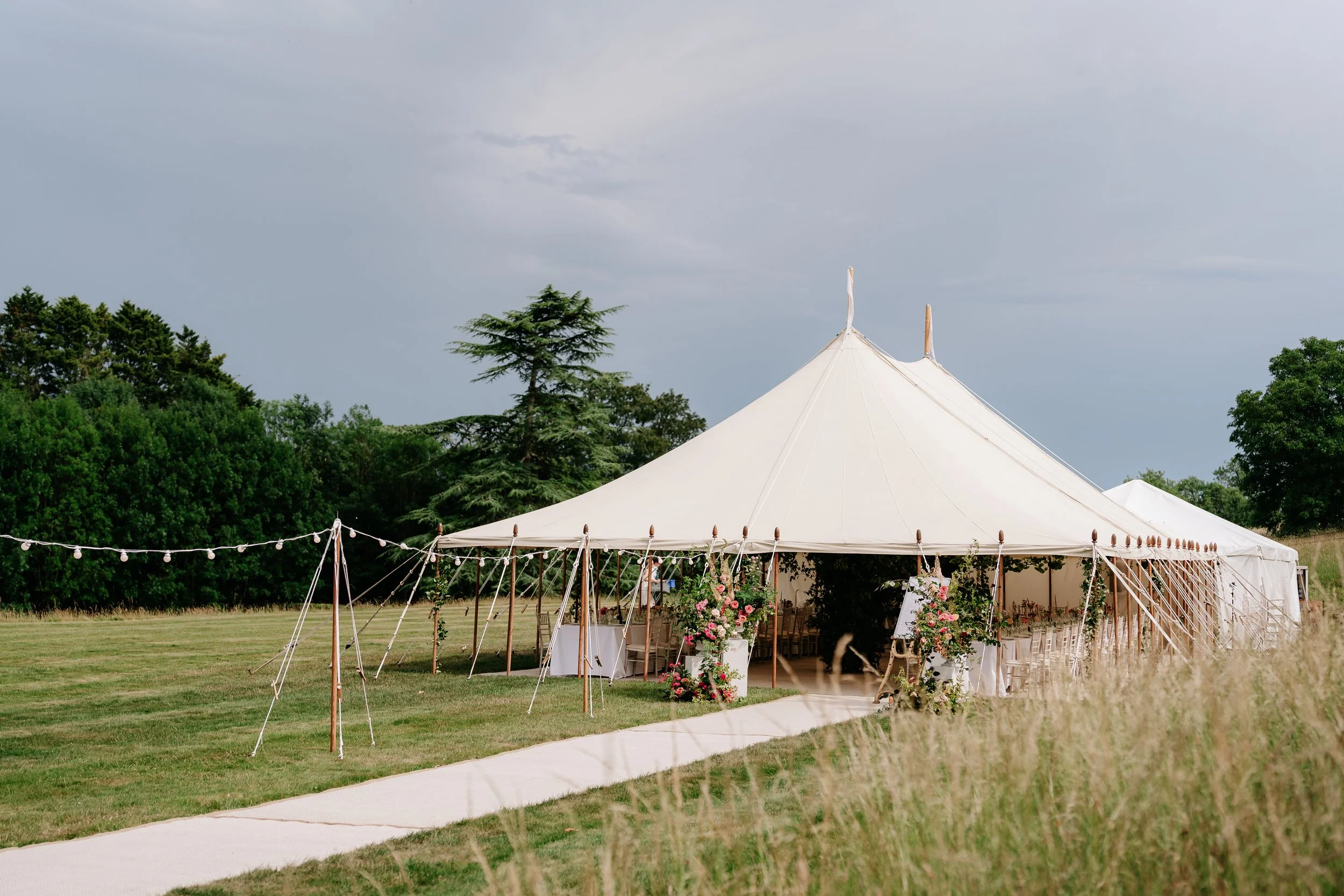 Findon Place English Weekend Wedding27.jpg