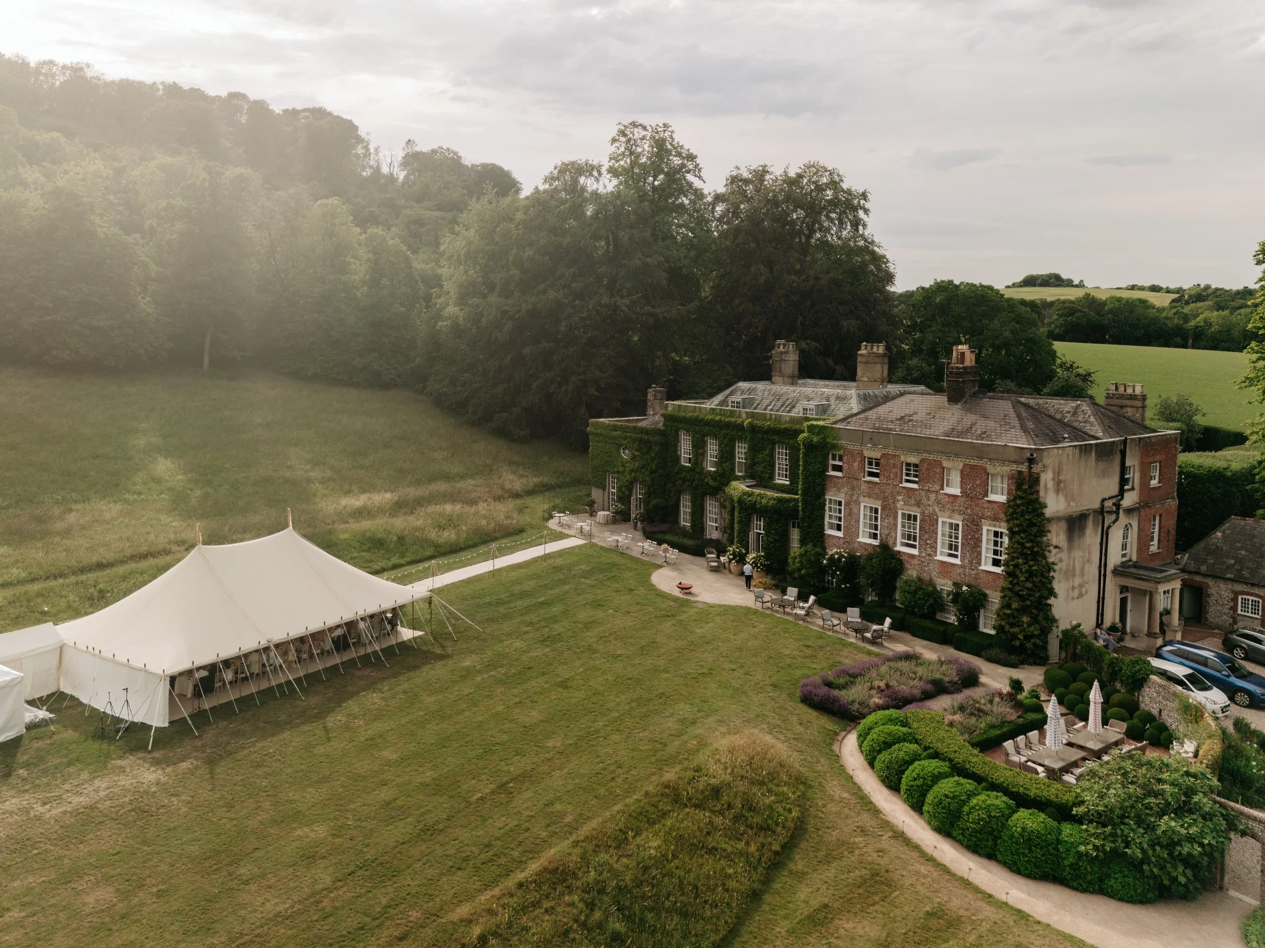 Findon Place English Weekend Wedding41.jpg