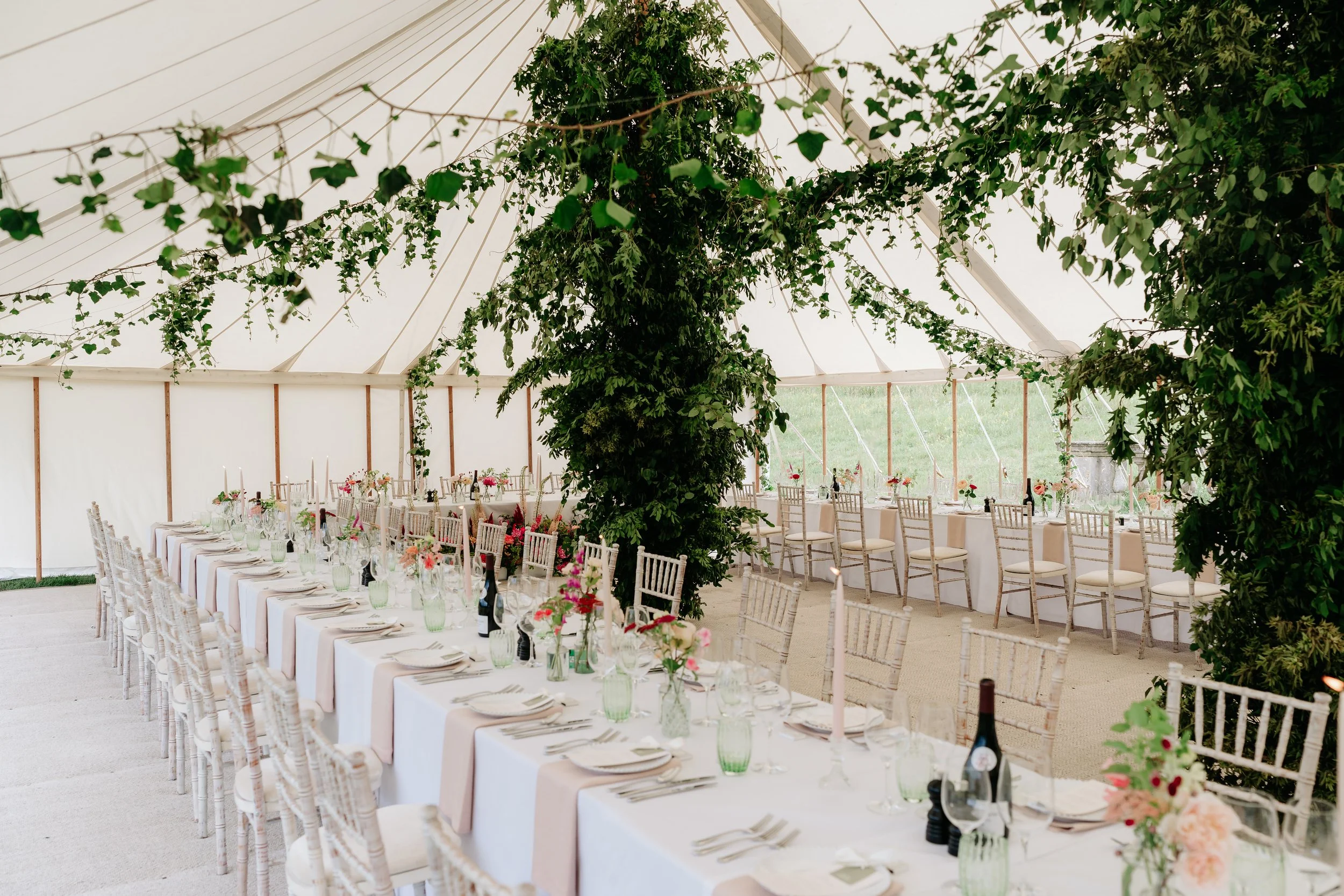 Findon Place English Weekend Wedding31.jpg