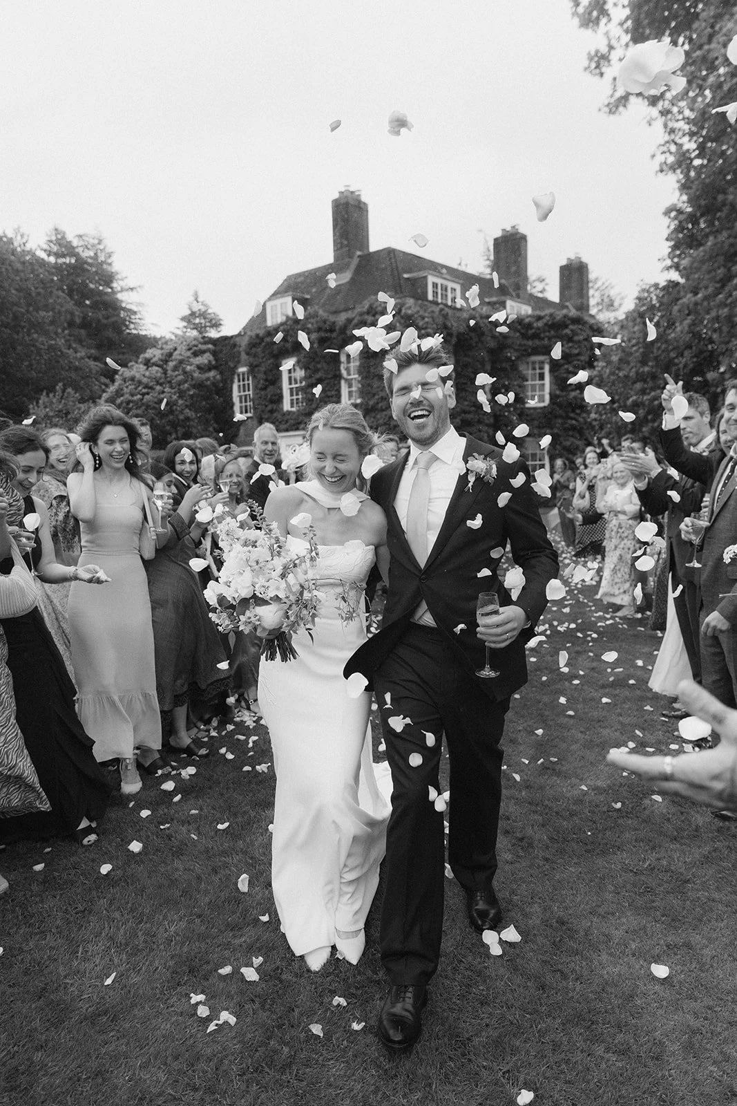 Annie&Sam_2026SurreyMarqueeWedding_EmmaReeveWeddings_GemmaSandellPhotography8.jpg