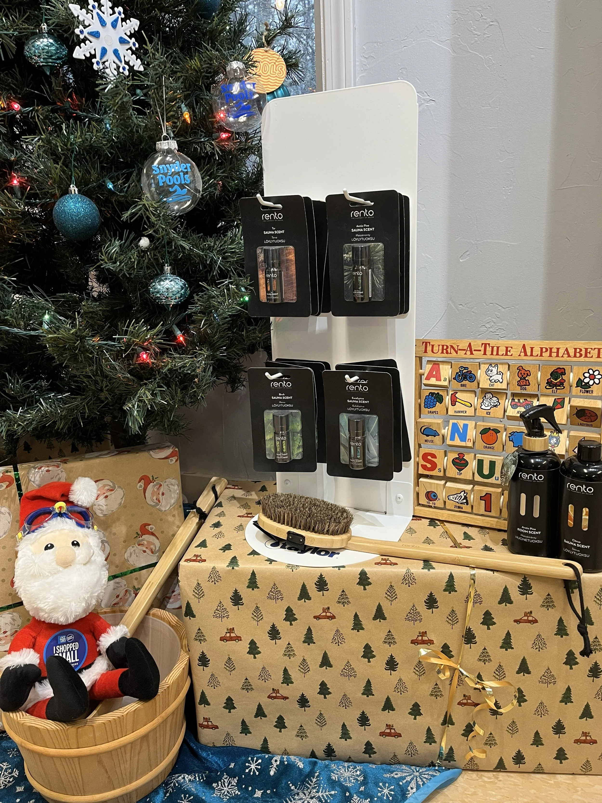 The Adventures of Santa at the Pool Store!