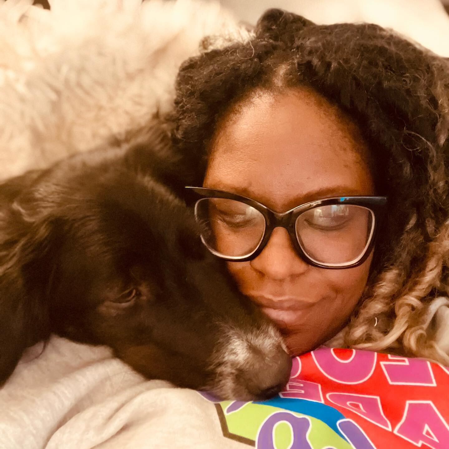 we do not deserve dogs. they just get it better than any human can.

ID: black woman and brown dog lying down with heads together.