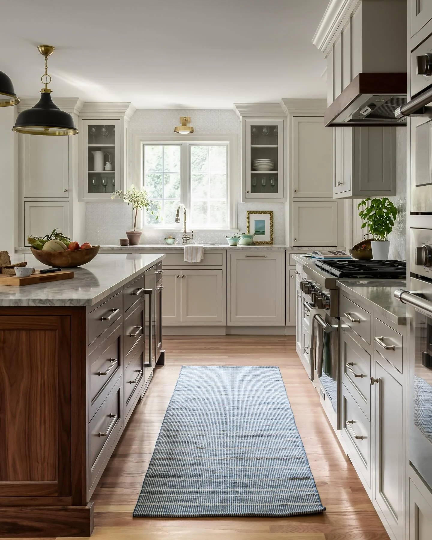 Kitchen transformation&hellip;I promise you want to swipe to the end on this one!  We had fun turning this dated Kitchen into a functional space for a family of 5 who loves to cook and entertain.  The floor plan was closed off and choppy, so we neede