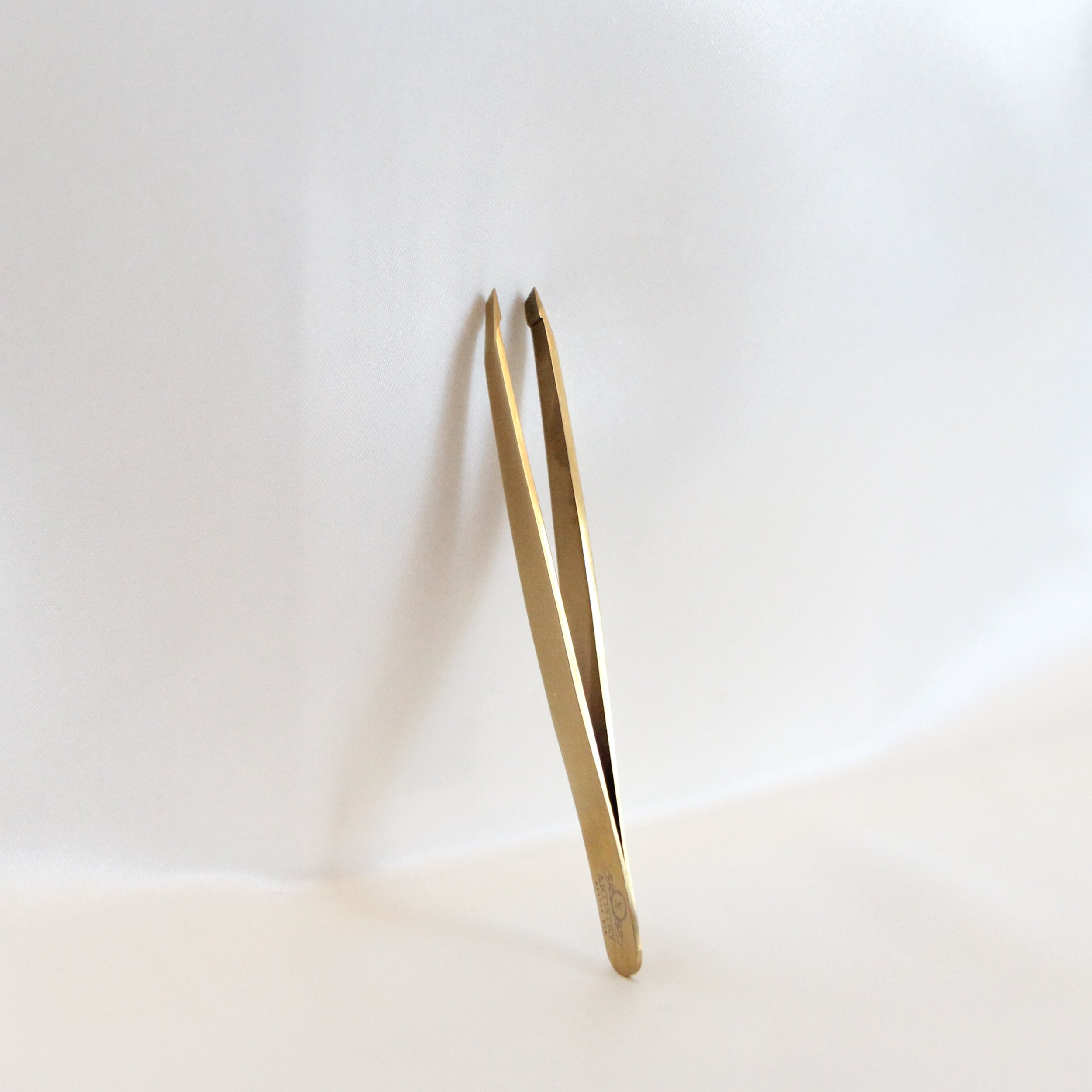 Tweezer 1 - J.T Artistry.jpg