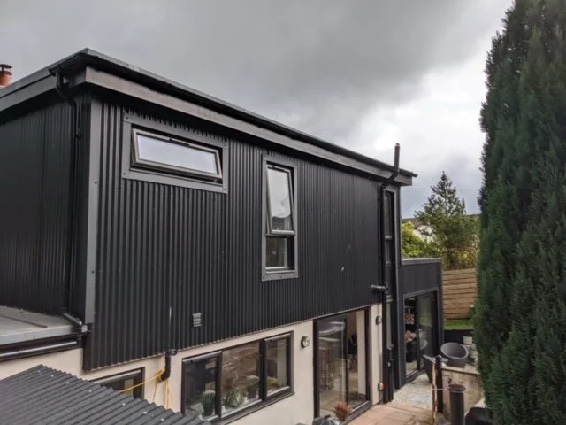 8 Old Village Road, Barry