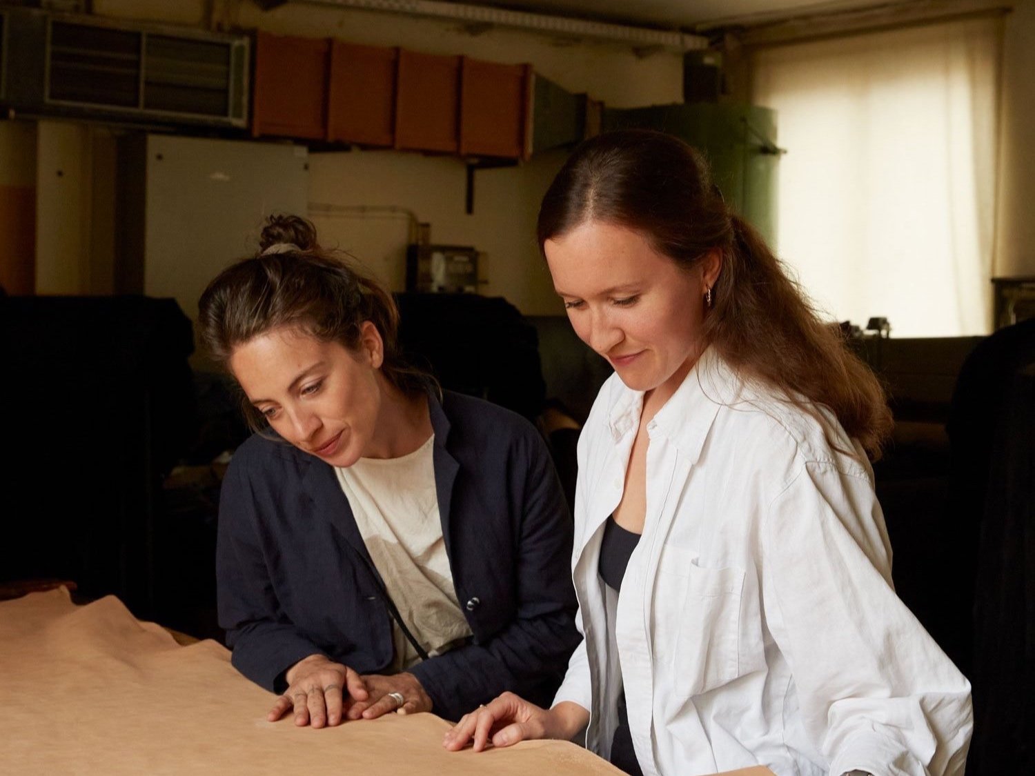 The future of leather goods - Alicia and Nina in conversation with VORN