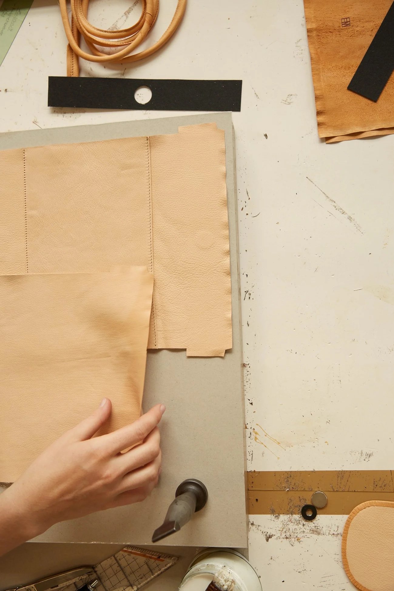 Lederworkshop Schweiz: Wissen, Handwerk und echte Einblicke