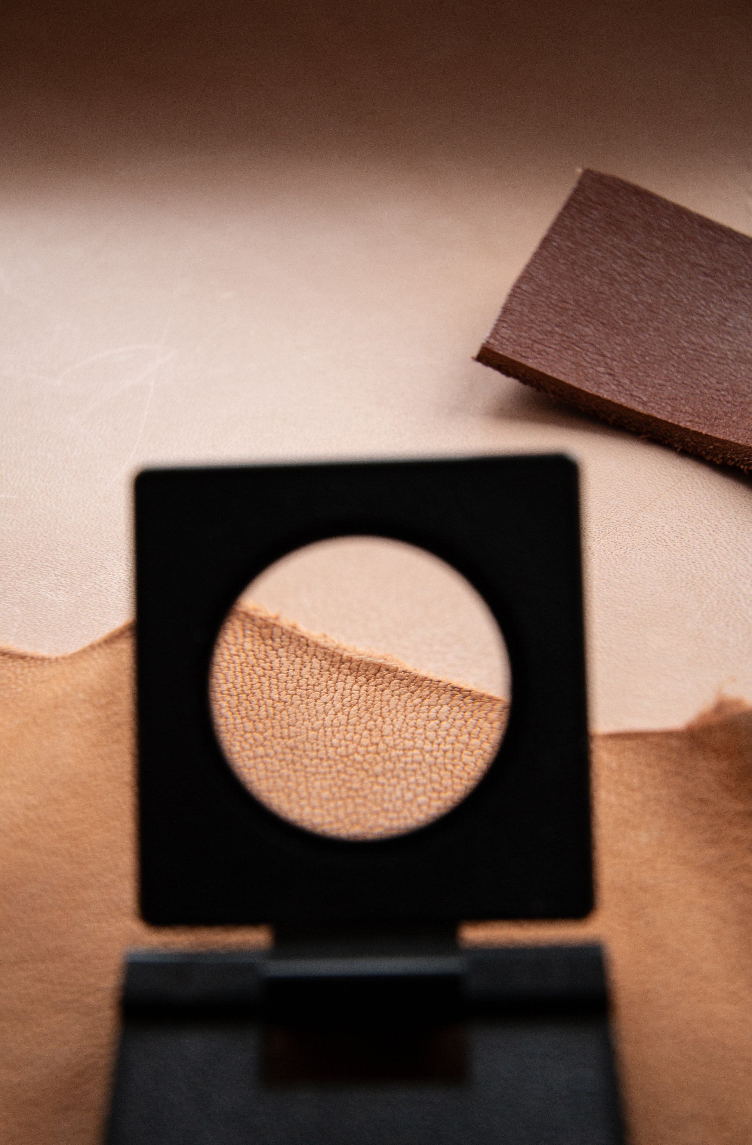 Sustainable Leather Forum in Paris: Weltpolitik, Eigenlob, und ein Hoffnungsschimmer aus der Normandie