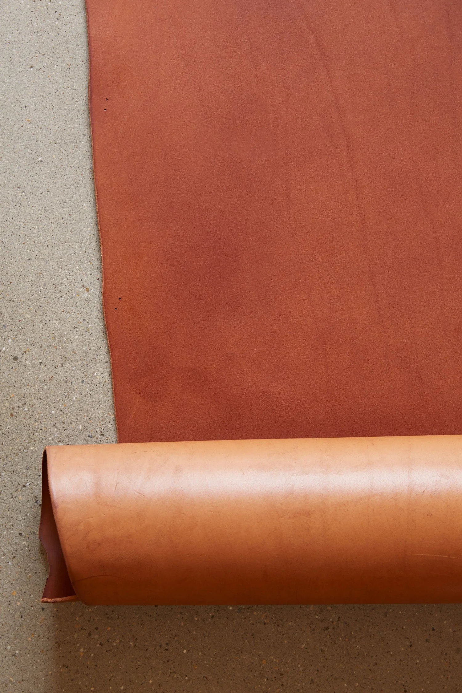 Rindsleder mittelcognac | pflanzlich gegerbt  vegetabiles Schweizer Leder.jpg