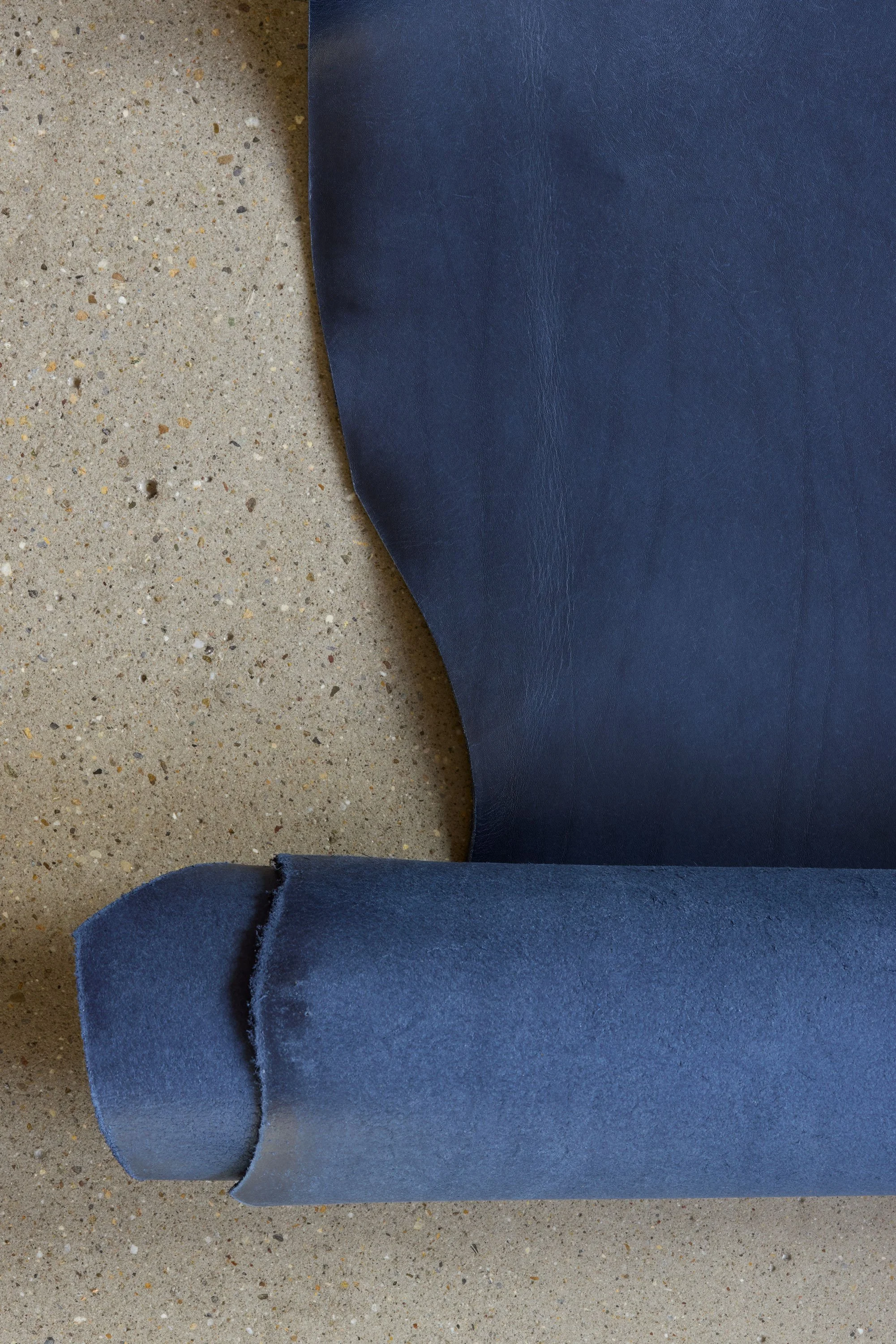 Glattes Rindsleder, dunkelblau