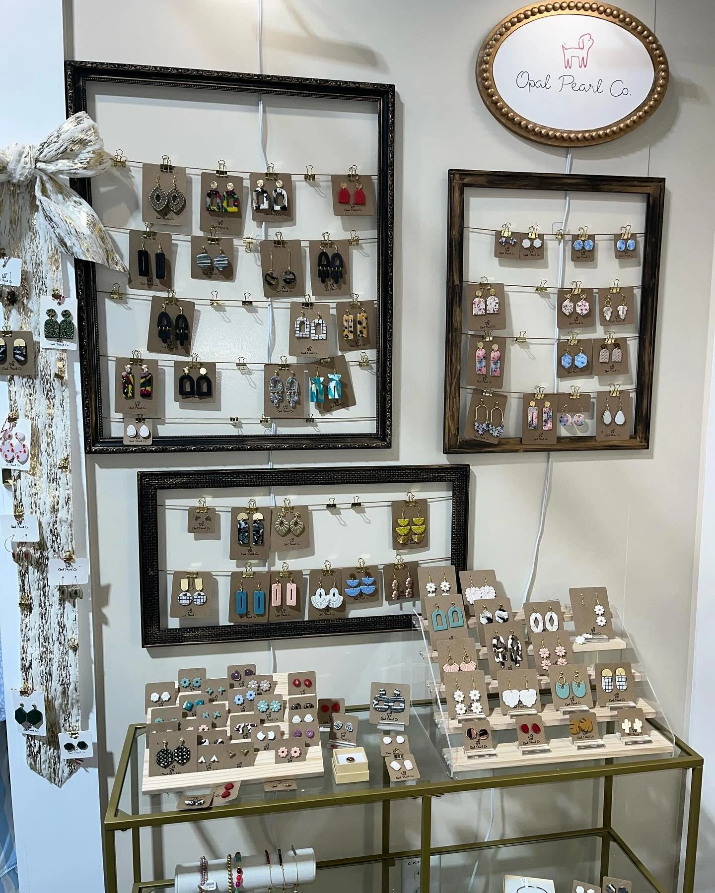 Obsessed is an understatement 😍 Handmade earrings by @opalpearl_co at Local Focal Marketplace come find your new favorite pair ✨

𝐇𝐎𝐔𝐑𝐒:
𝐒𝐮𝐧 - 𝐓𝐡𝐮𝐫𝐬 𝟏𝟏𝐚𝐦-𝟕𝐩𝐦
𝐅𝐫𝐢 &amp; 𝐒𝐚𝐭 𝟏𝟎𝐚𝐦-𝟖𝐩𝐦

𝐂𝐨𝐧𝐭𝐚𝐜𝐭:
𝟕𝟎𝟒.𝟐𝟔𝟕.𝟏𝟓